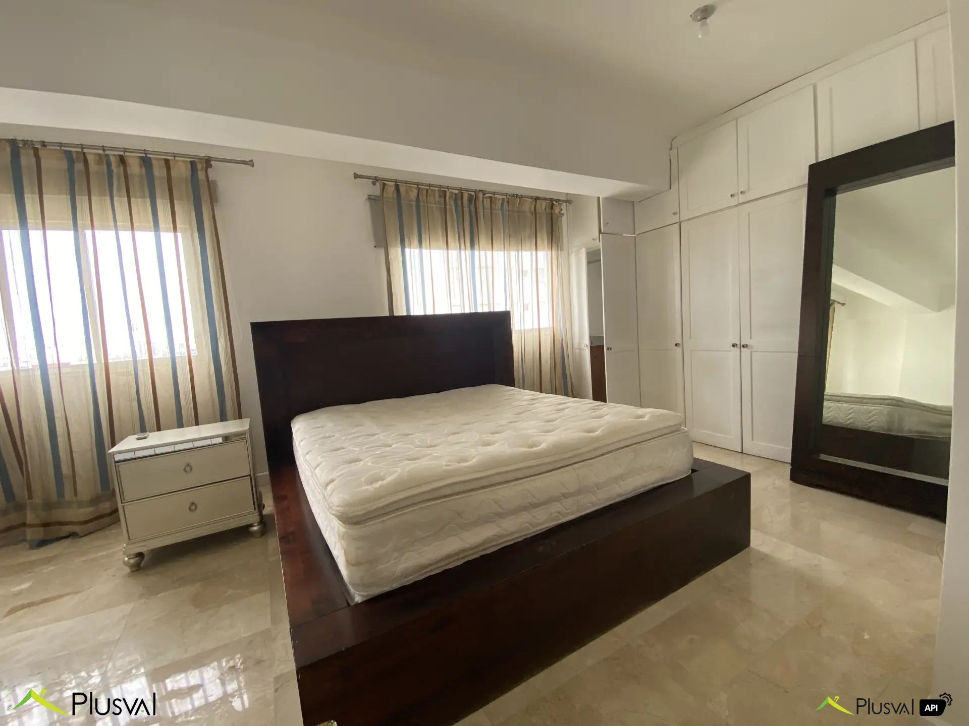 Vendo Excelente Apartamento en Evaristo Morales 452999
