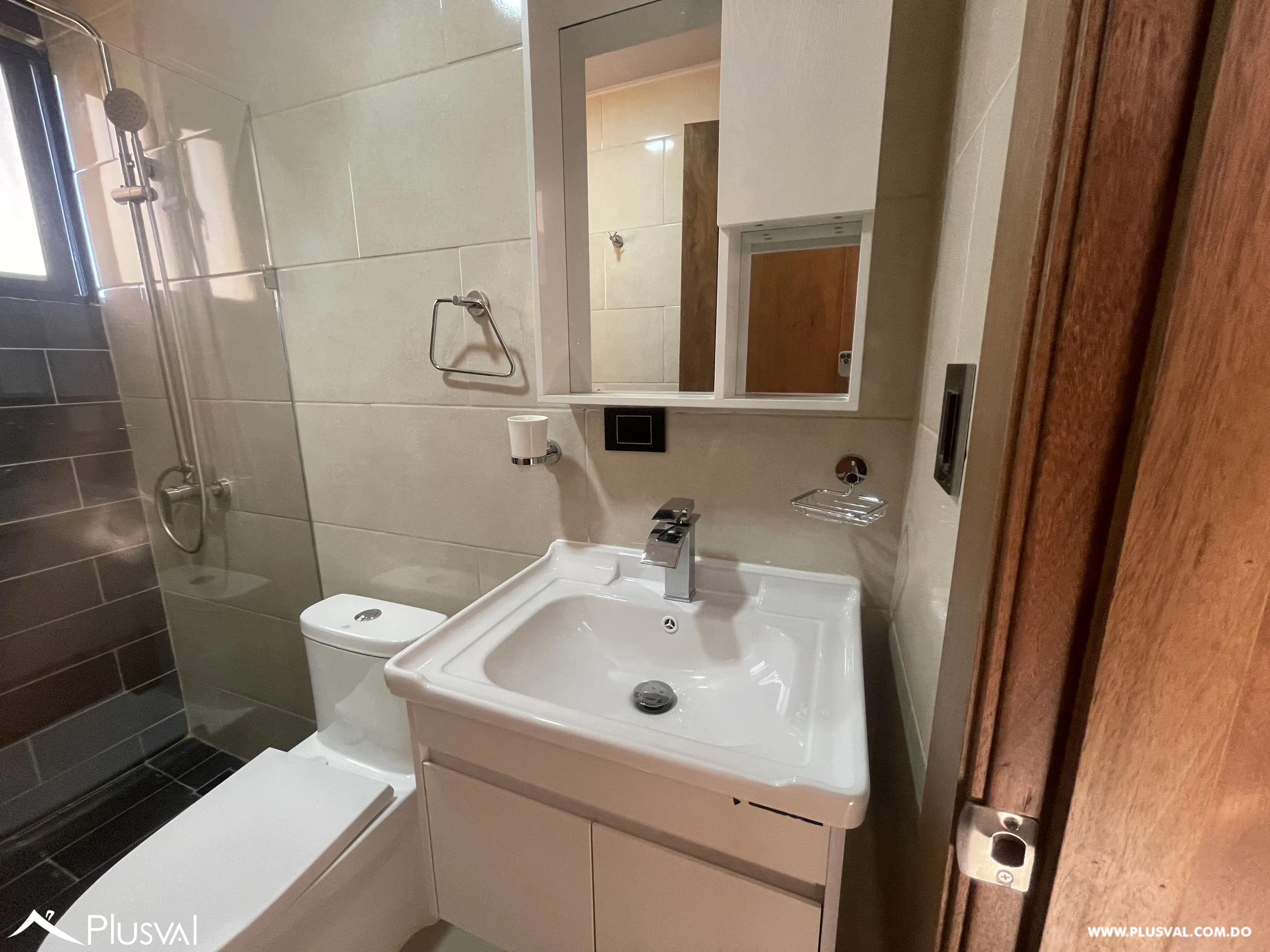 Intimo proyecto de apartamentos, en fase de terminación 533204