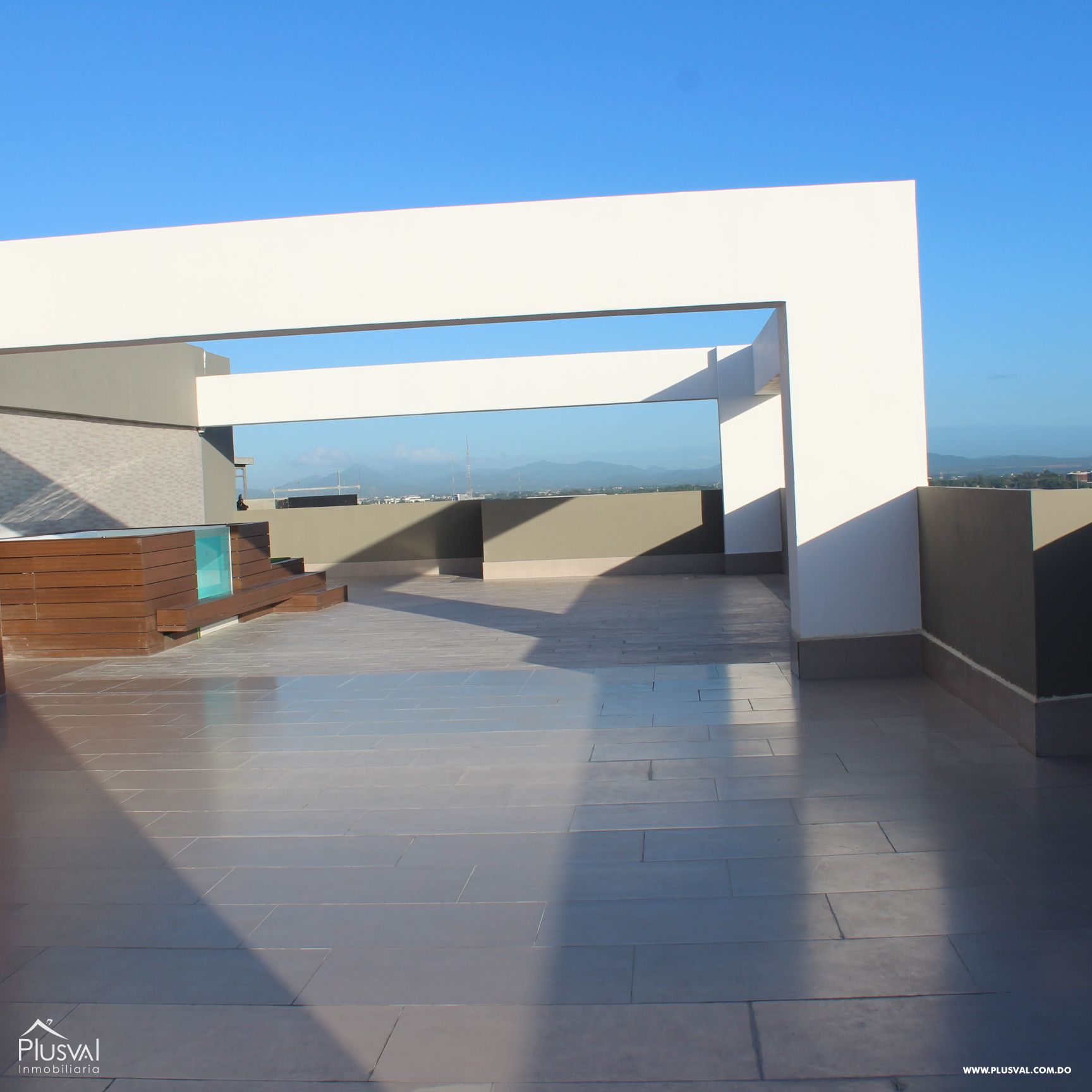 Alquiler de Apartamento en Evaristo Morales 196613