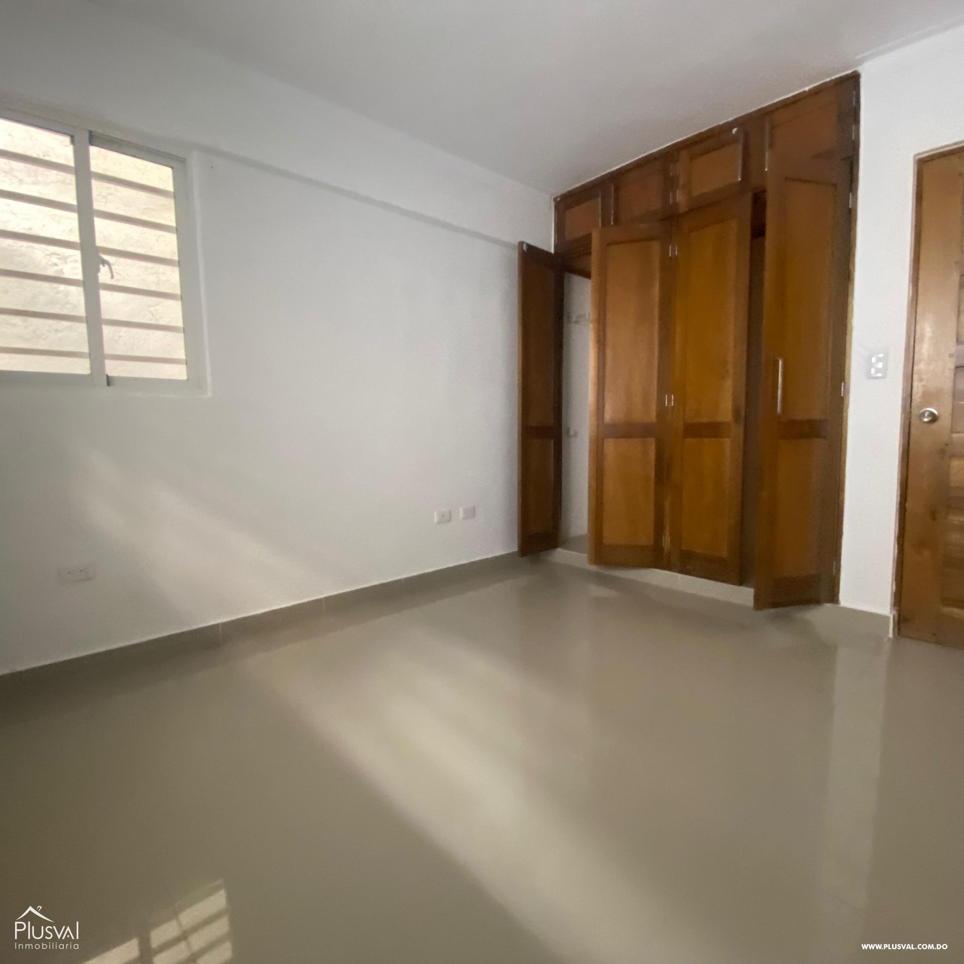 Apartamento de 3 habitaciones en Colinas de los Ríos 351787