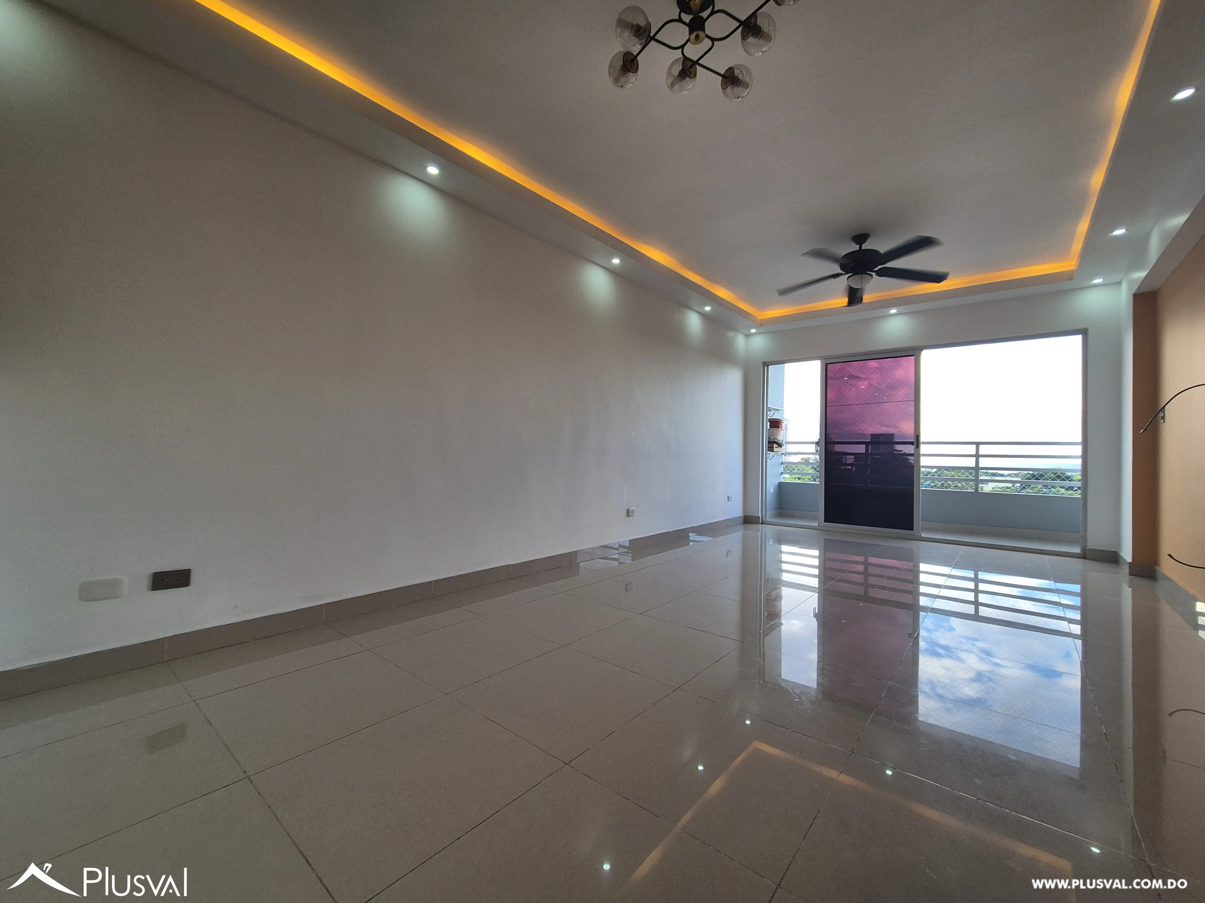 Apartamento en venta con vista al mar en Zona Universitaria 474791