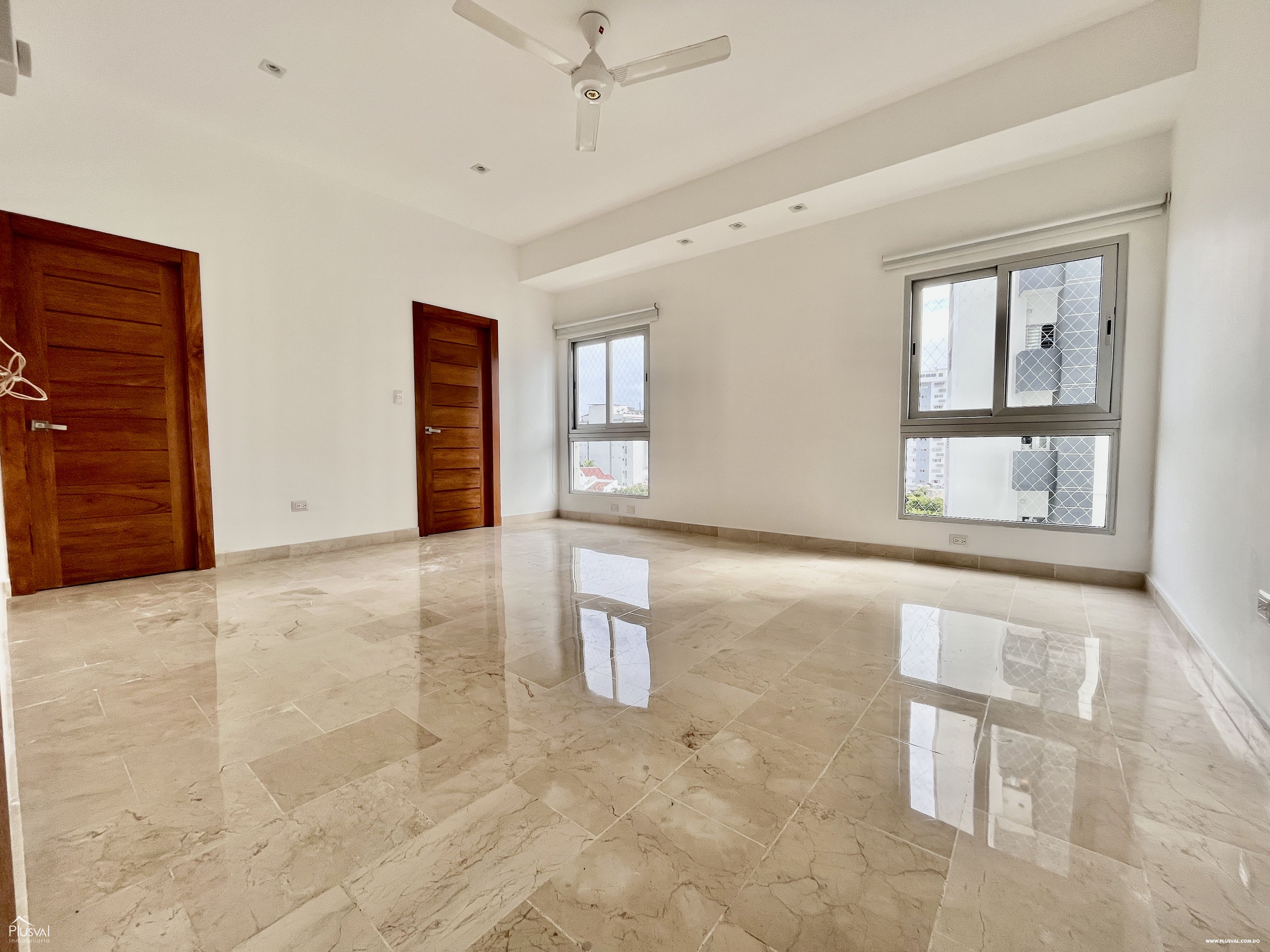 APARTAMENTO EN ALQUILER, NACO 450037