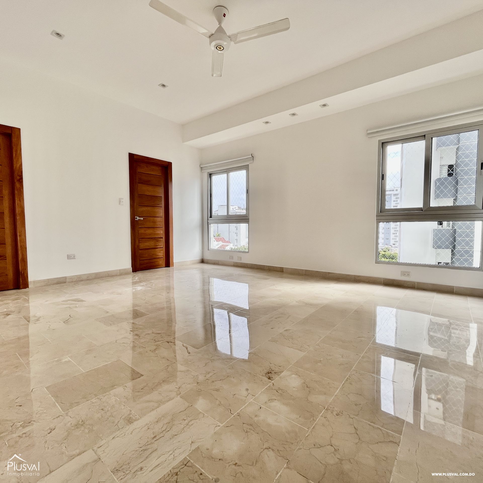 APARTAMENTO EN ALQUILER, NACO 450037
