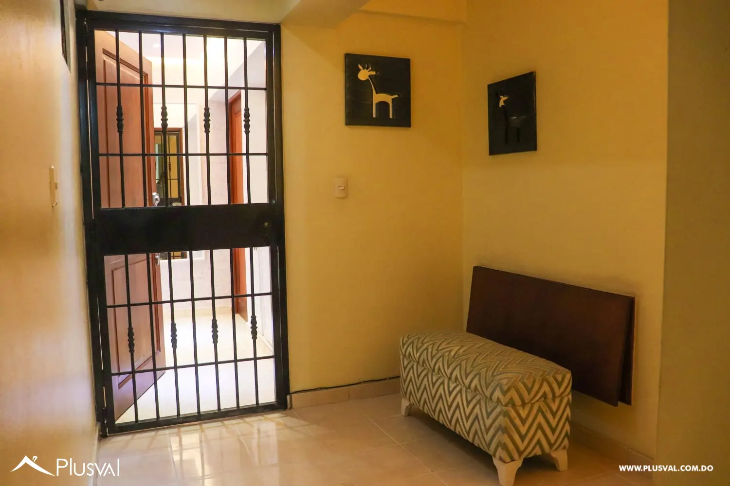 APARTAMENTO AMUEBLADO EN ALQUILER CON VISTA AL MAR 510010