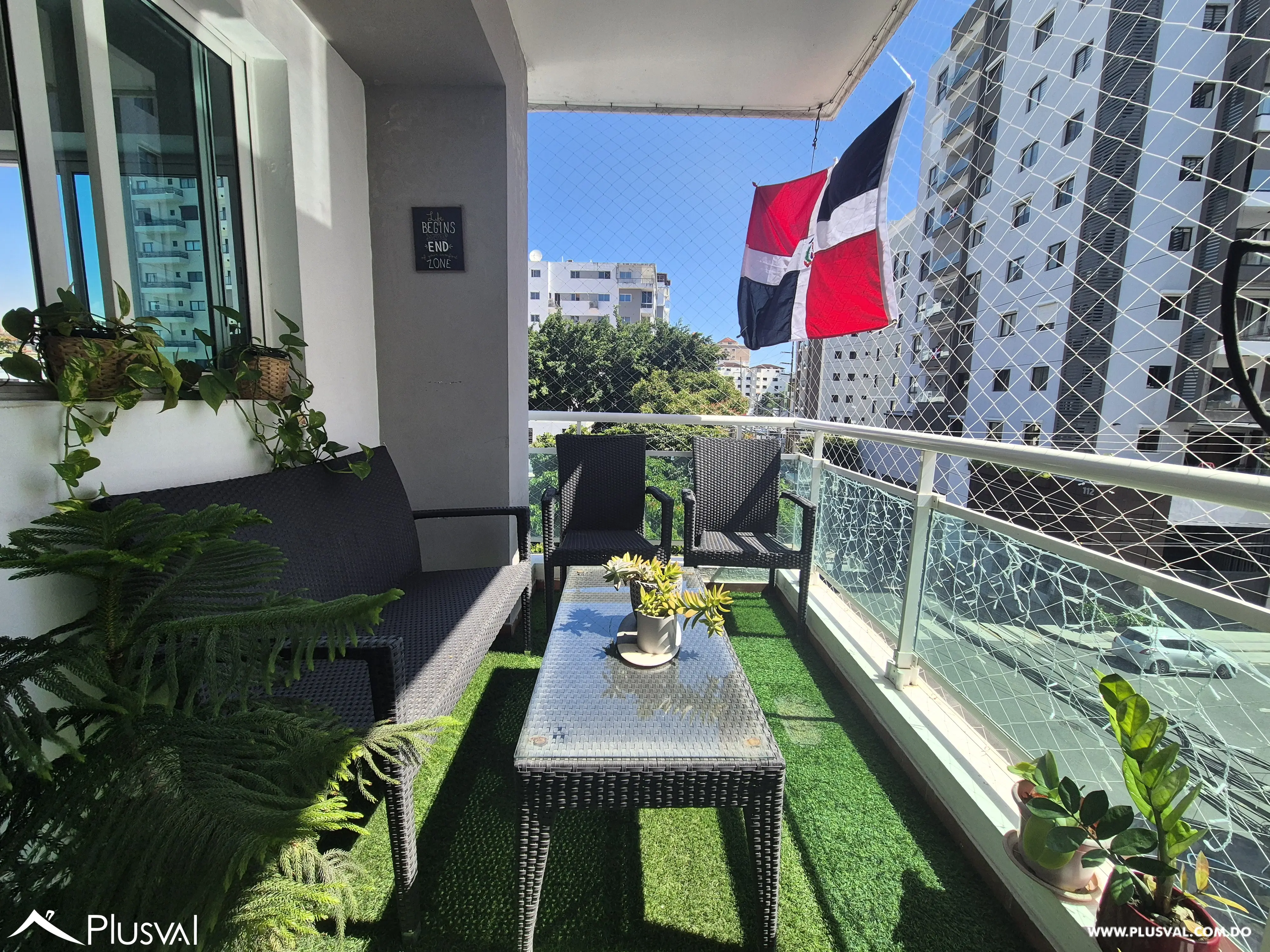 Apartamento en alquiler en Evaristo Morales SIN MOBILIARIO 485774