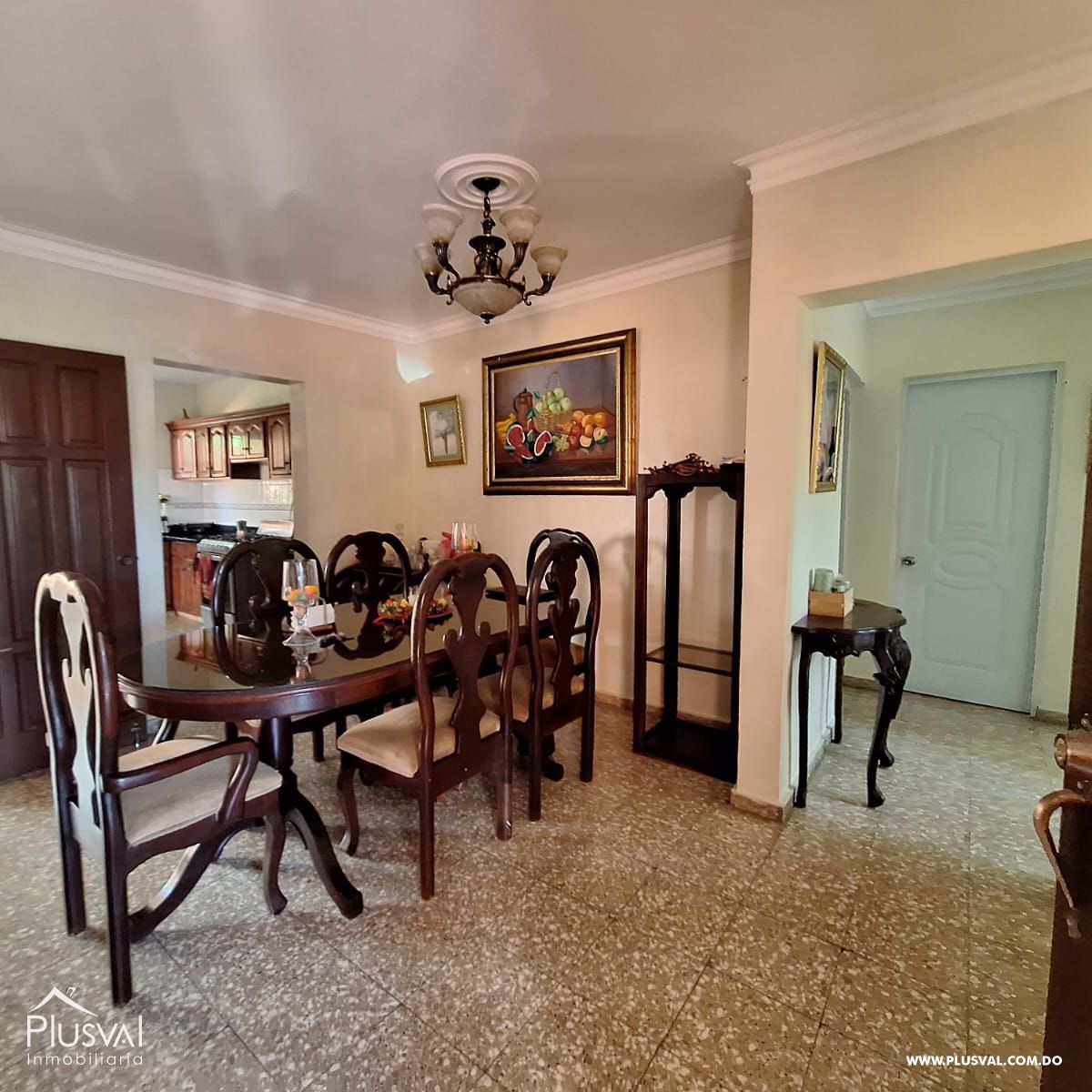 Casa espaciosa en residencial cerrado, con excelente patio 371529