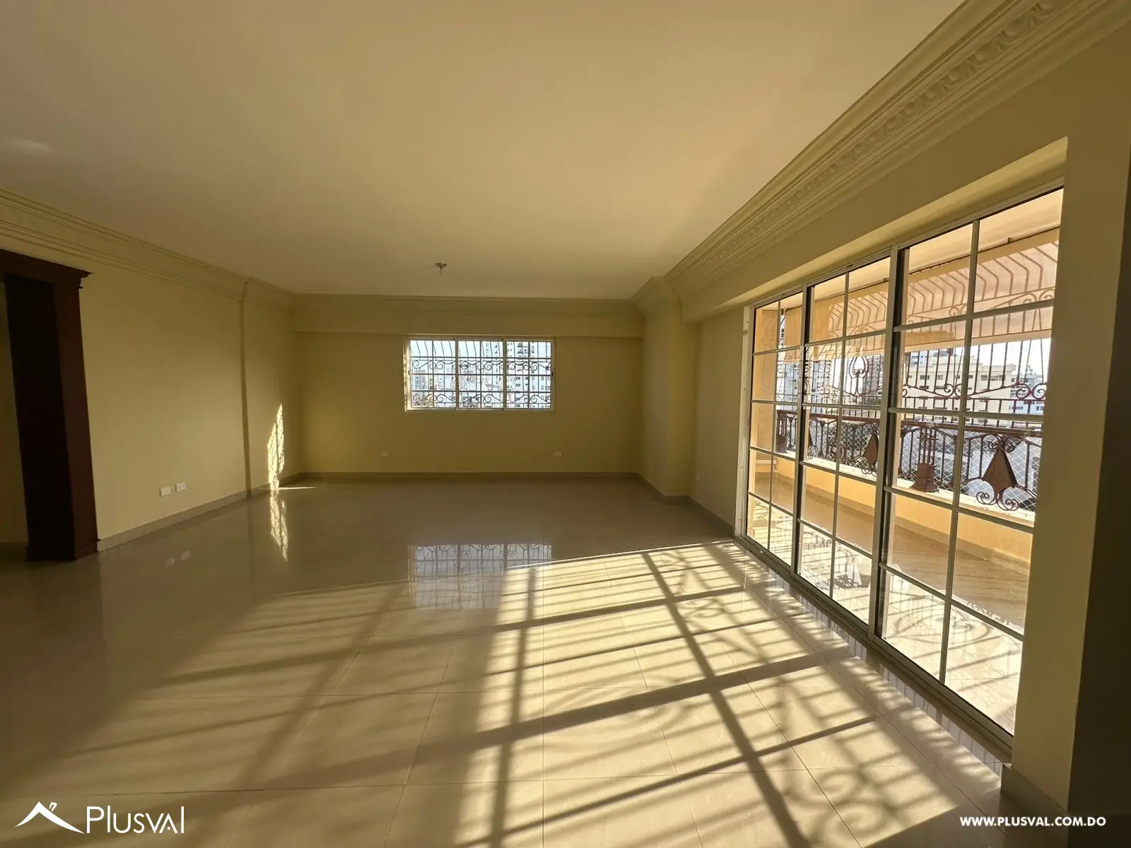 Amplio apartamento en la Esperilla 496332