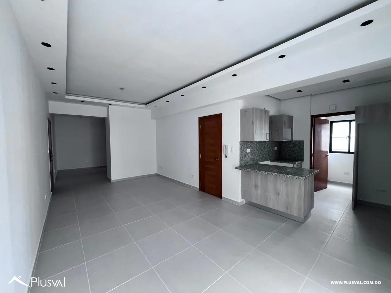 Apartamento en alquiler en Evaristo Morales 505157