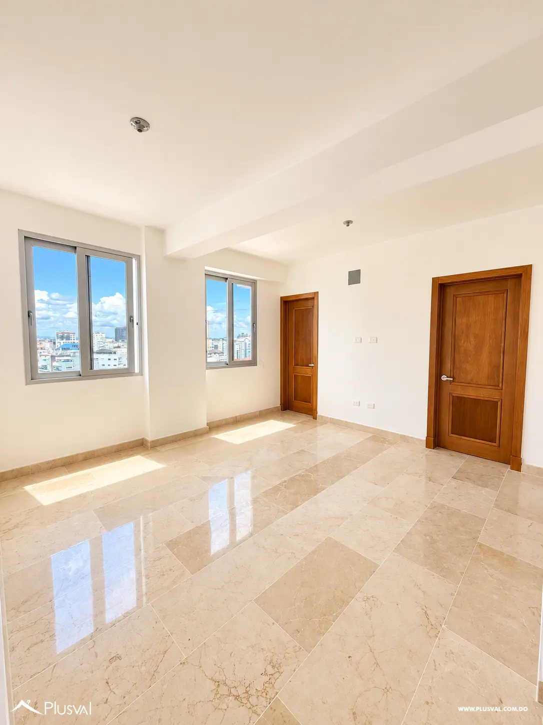 Penthouse de Lujo en Naco | 3 Niveles, 3 Habitaciones y Terraza 537016