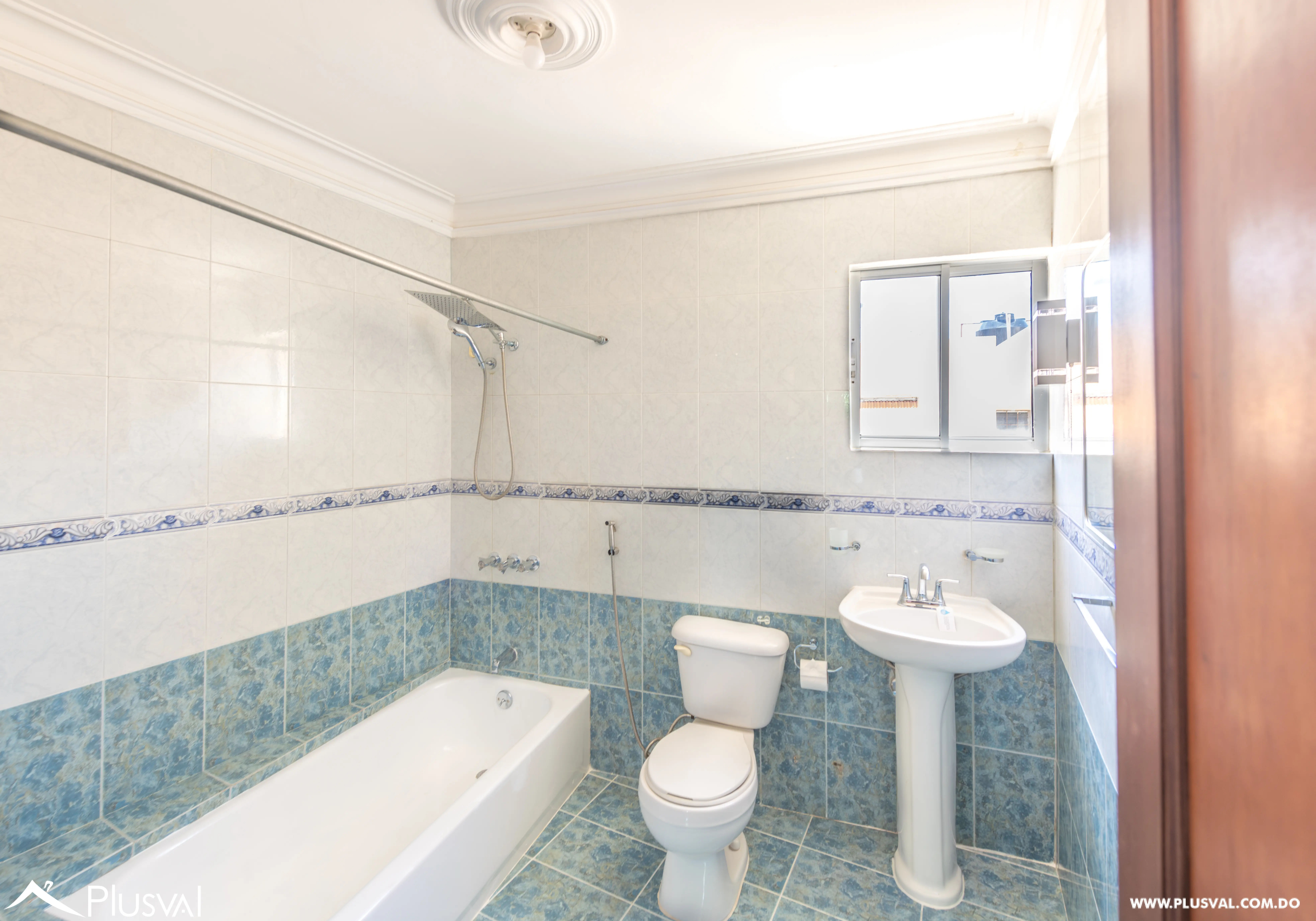 Amplio Apartamento en Venta de 160 m² con 2 Parqueos en Renacimiento 499259