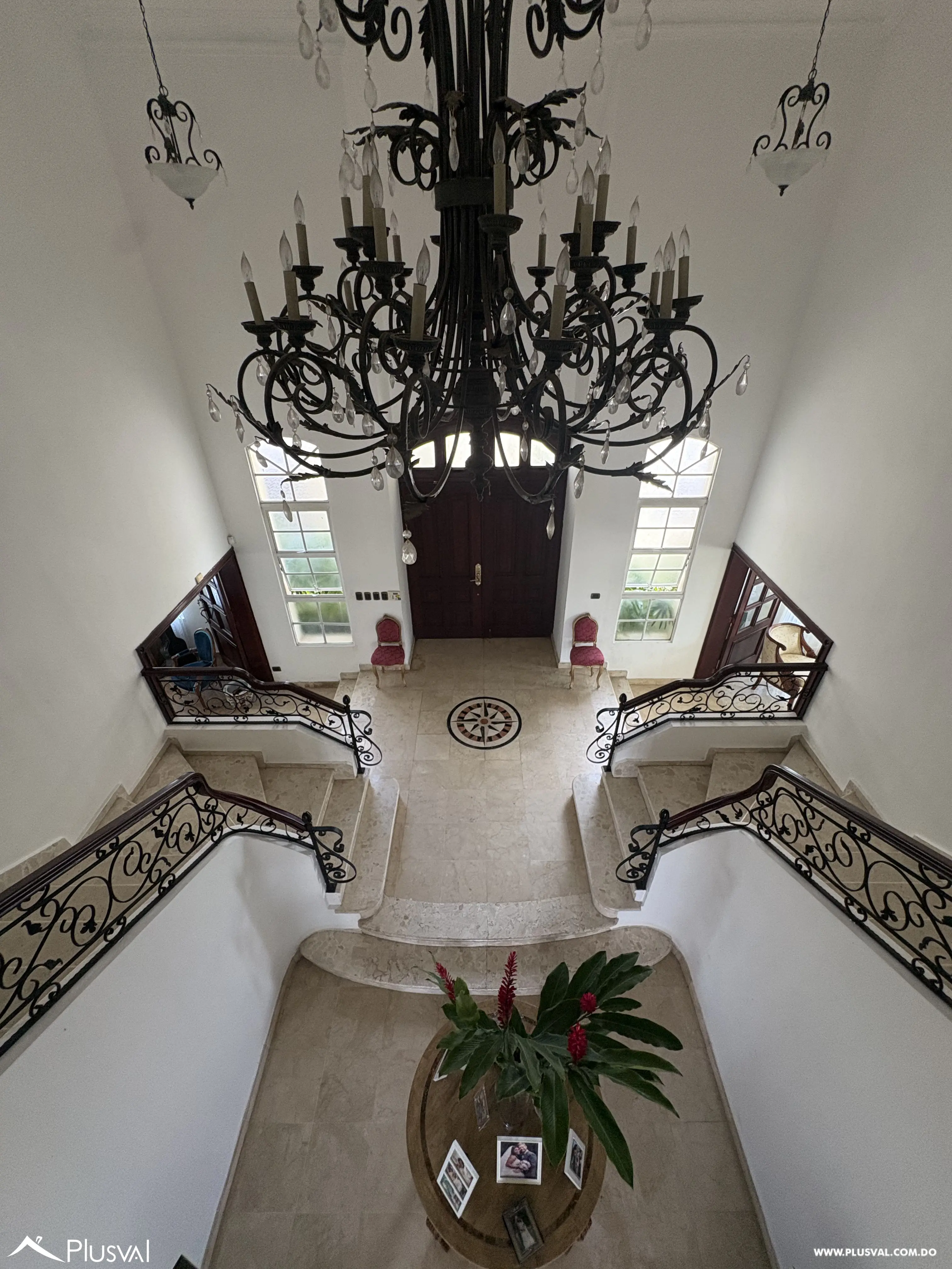 Casa en venta en Altos de Arroyo Hondo III con piscina y hermosa vista. 484704