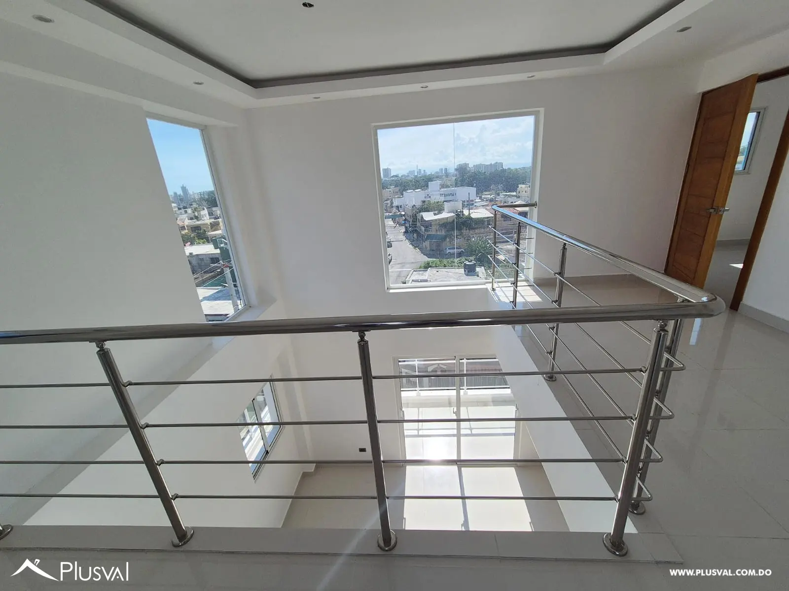 Apartamento en Alquiler de 3 habitaciones en Prado Oriental 458168