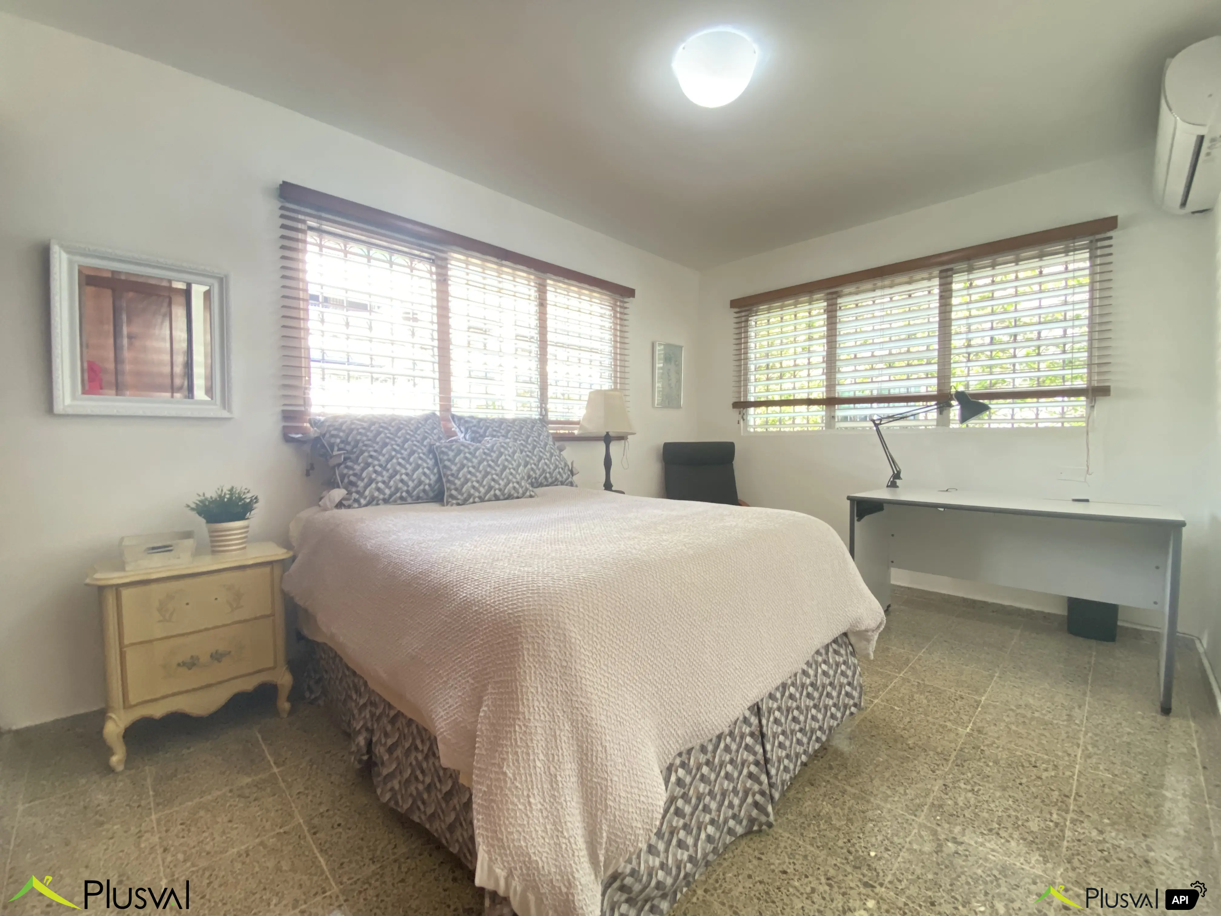 Excelente Apartamento en Alquiler Amueblado 449376