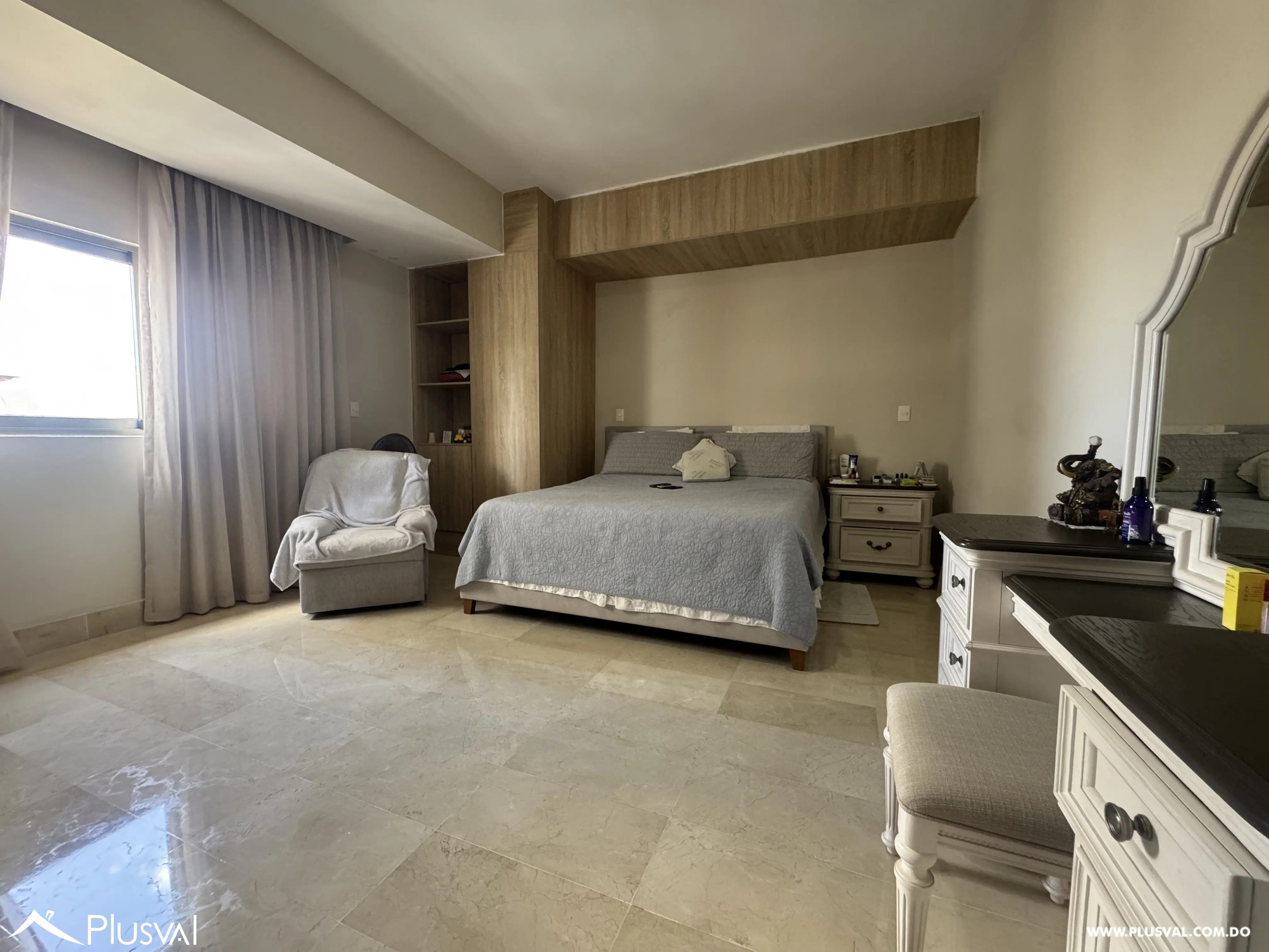 Apartamento en Venta en Serralles 517812