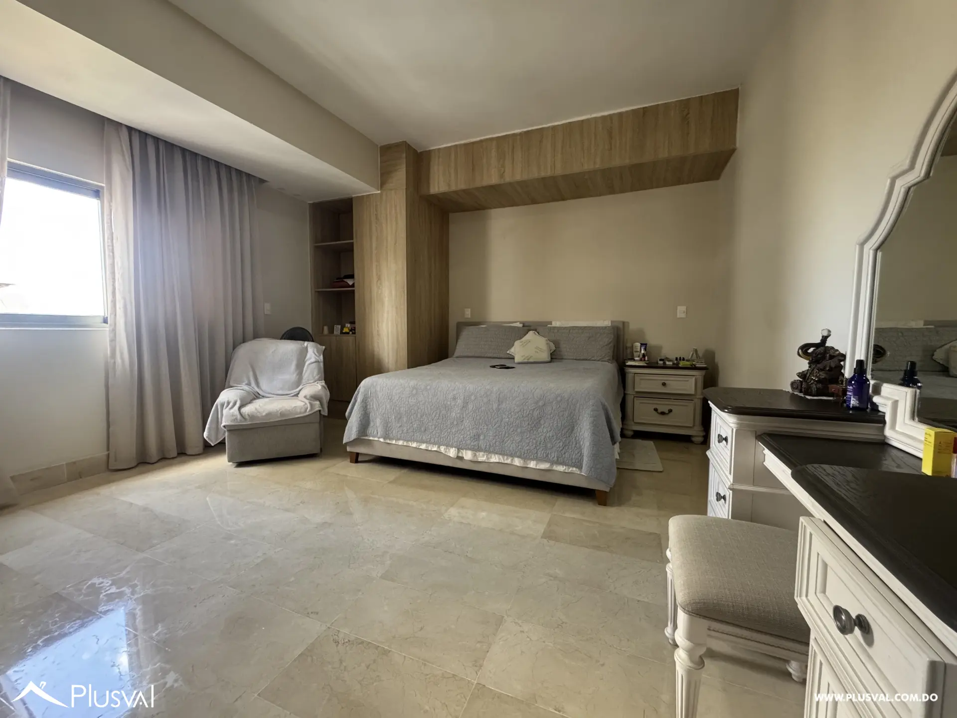 Apartamento en Venta en Serralles 517812