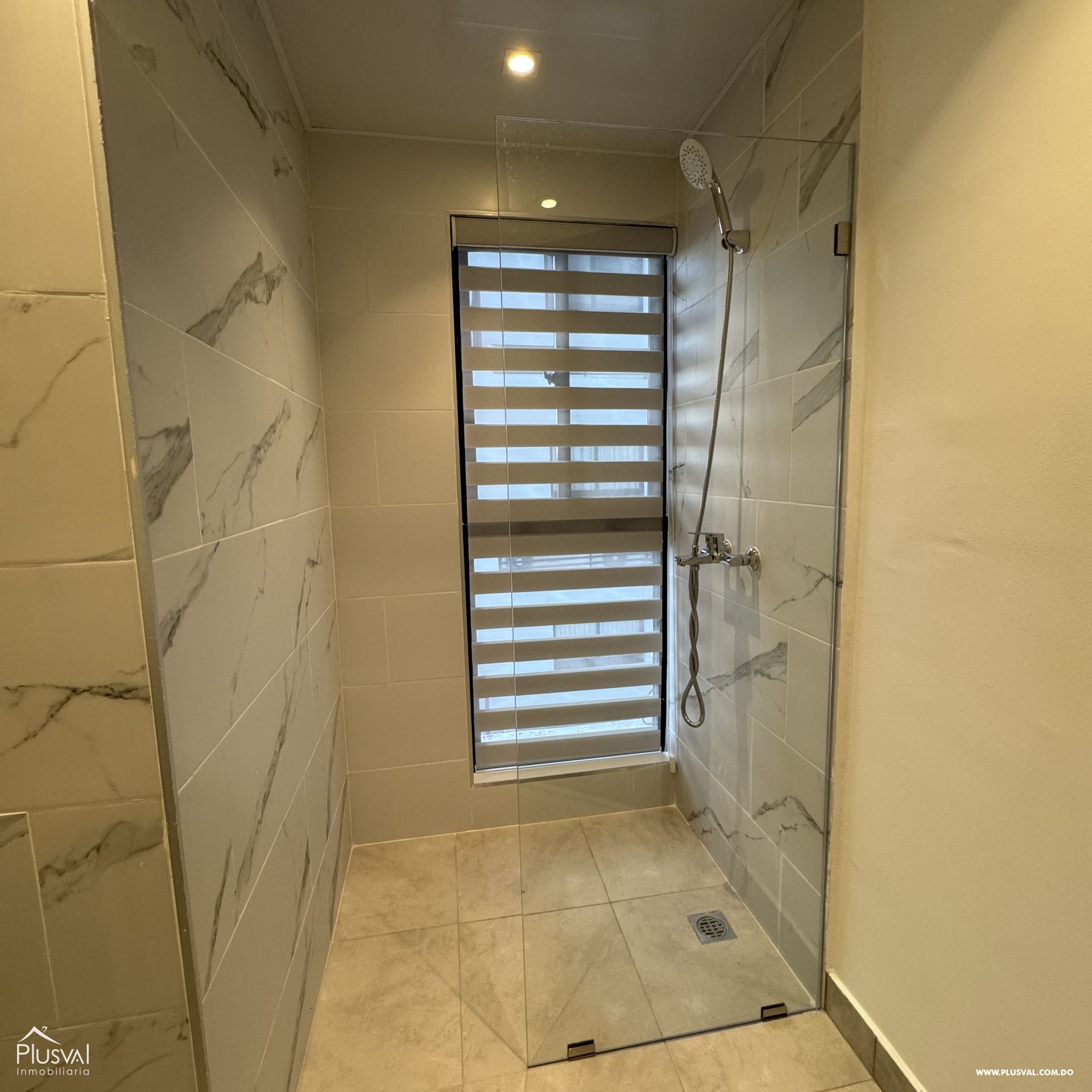 Apartamento de 2 dormitorios Amueblado en alquiler en área exclusiva 449311