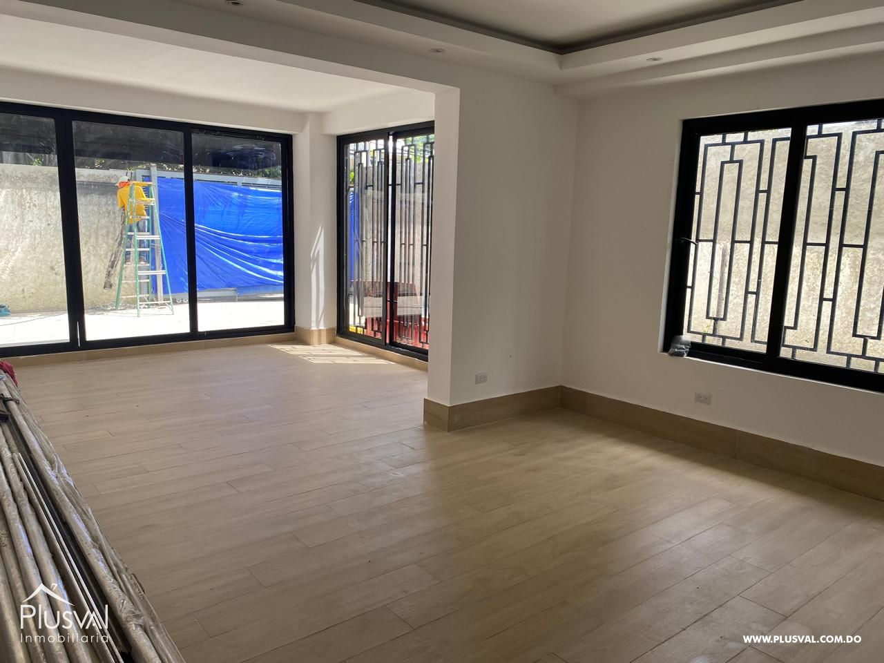 Hermosa residencia en alquiler en Ensanche Julieta 471508