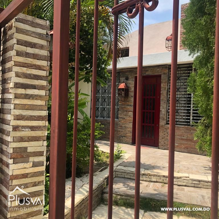 Hermosa casa en venta ubicada en Los Jardines Metropolitanos 171265