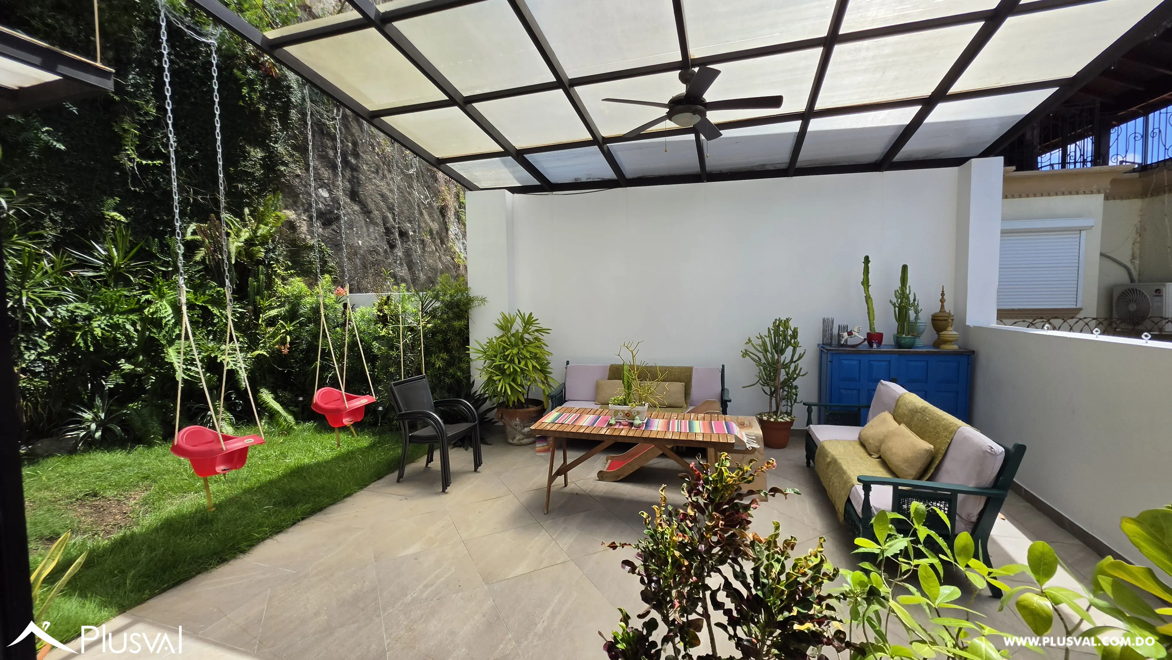 Casa en Venta en Altos de Arroyo Hondo III, Distrito Nacional 530109