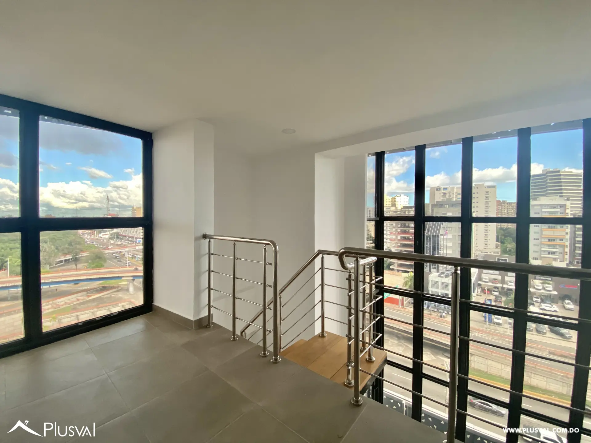 Vendo Excelente Apartamento tipo Loft en Zona Privilegiada de  Naco 477482