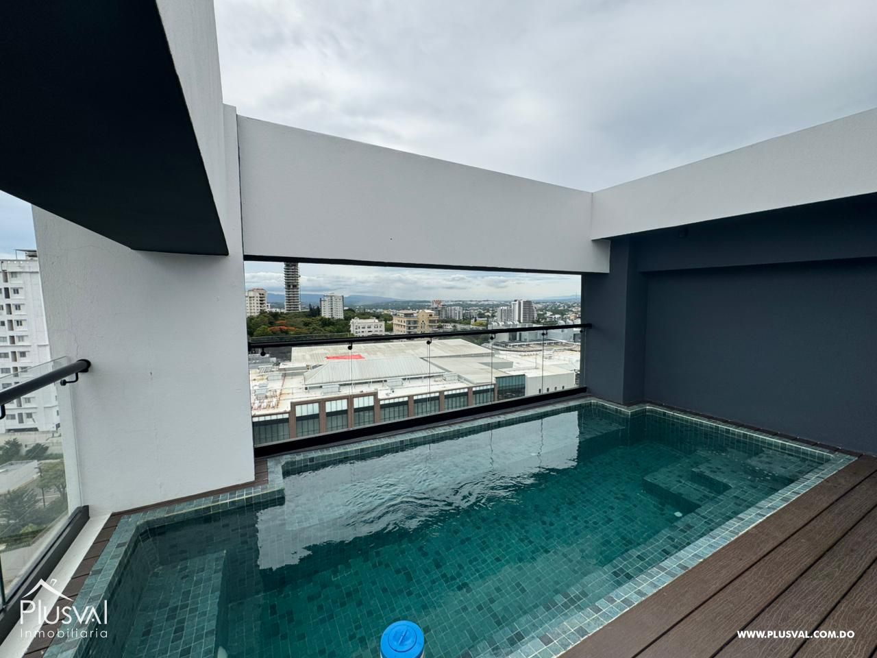Apartamento en venta en La Esmeralda 463583