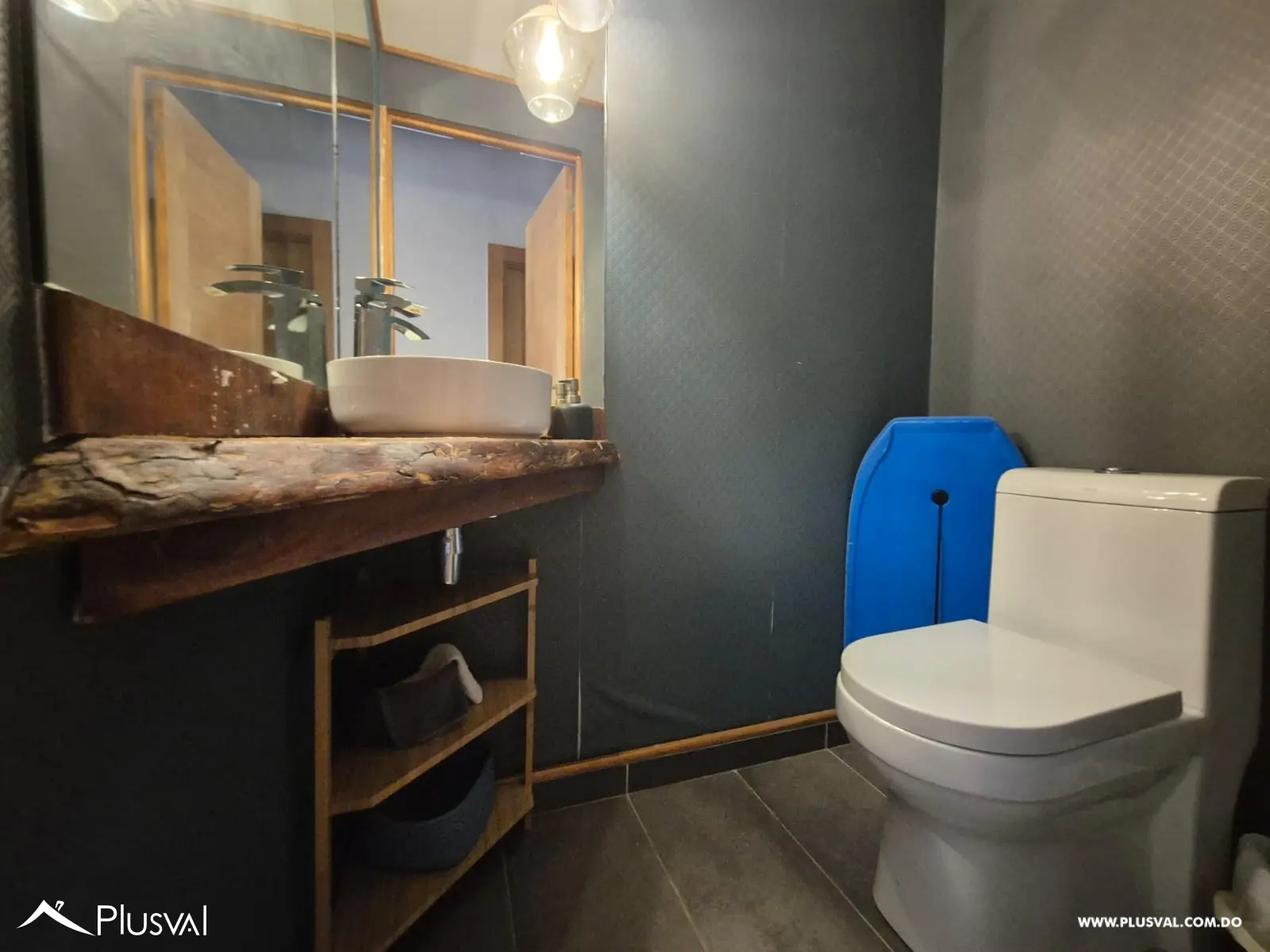 Hermoso apartamento en alquiler amueblado en Evaristo Morales 529260