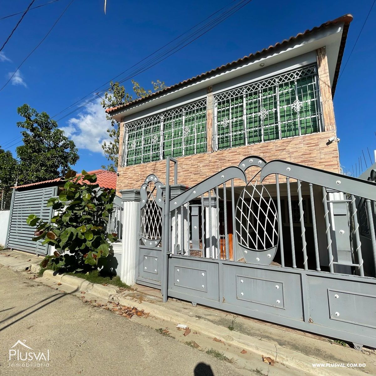 Excelente casa de dos niveles en zona super tranquila de Pontezuela, Santiago 422814