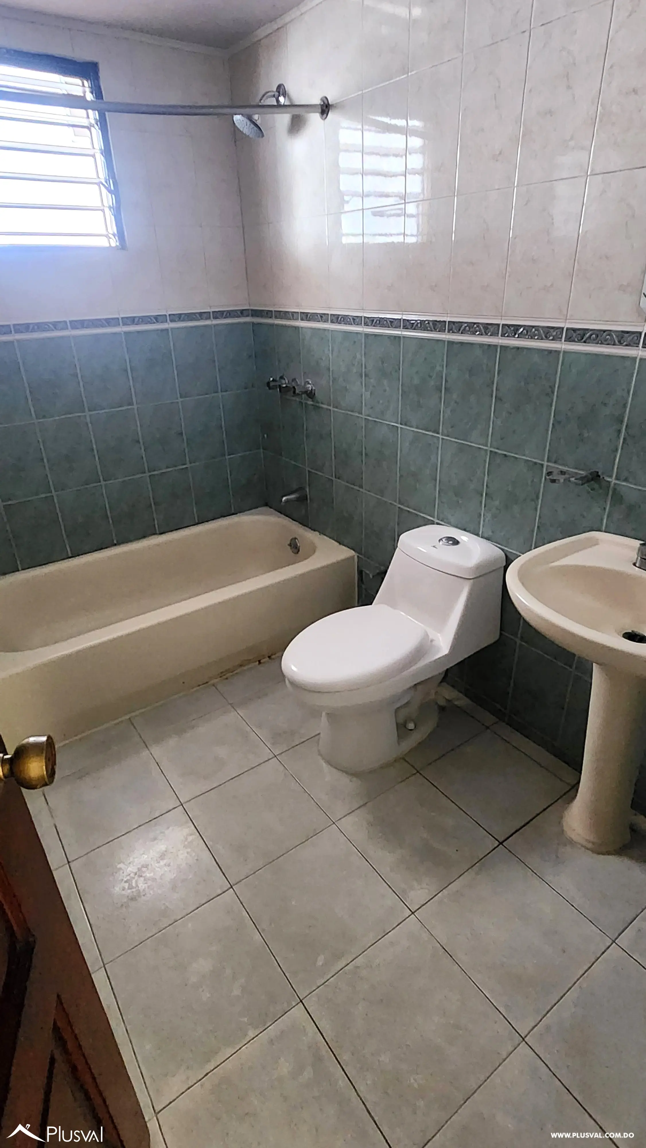 Se vende apartamento clásico de 3 habitaciones en Bella Vista 477924