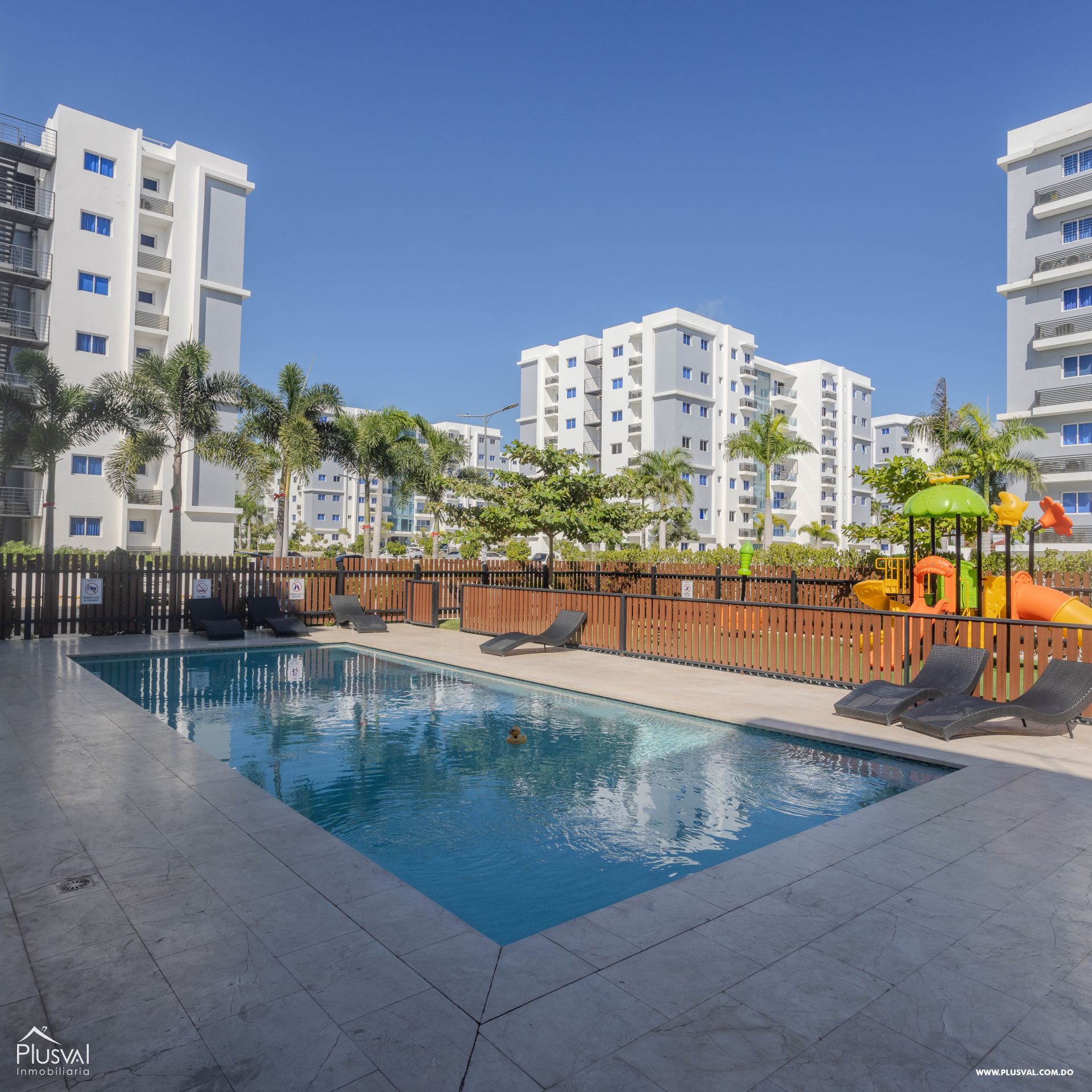 Hermoso y amplio apartamento totalmente amueblado. 355013