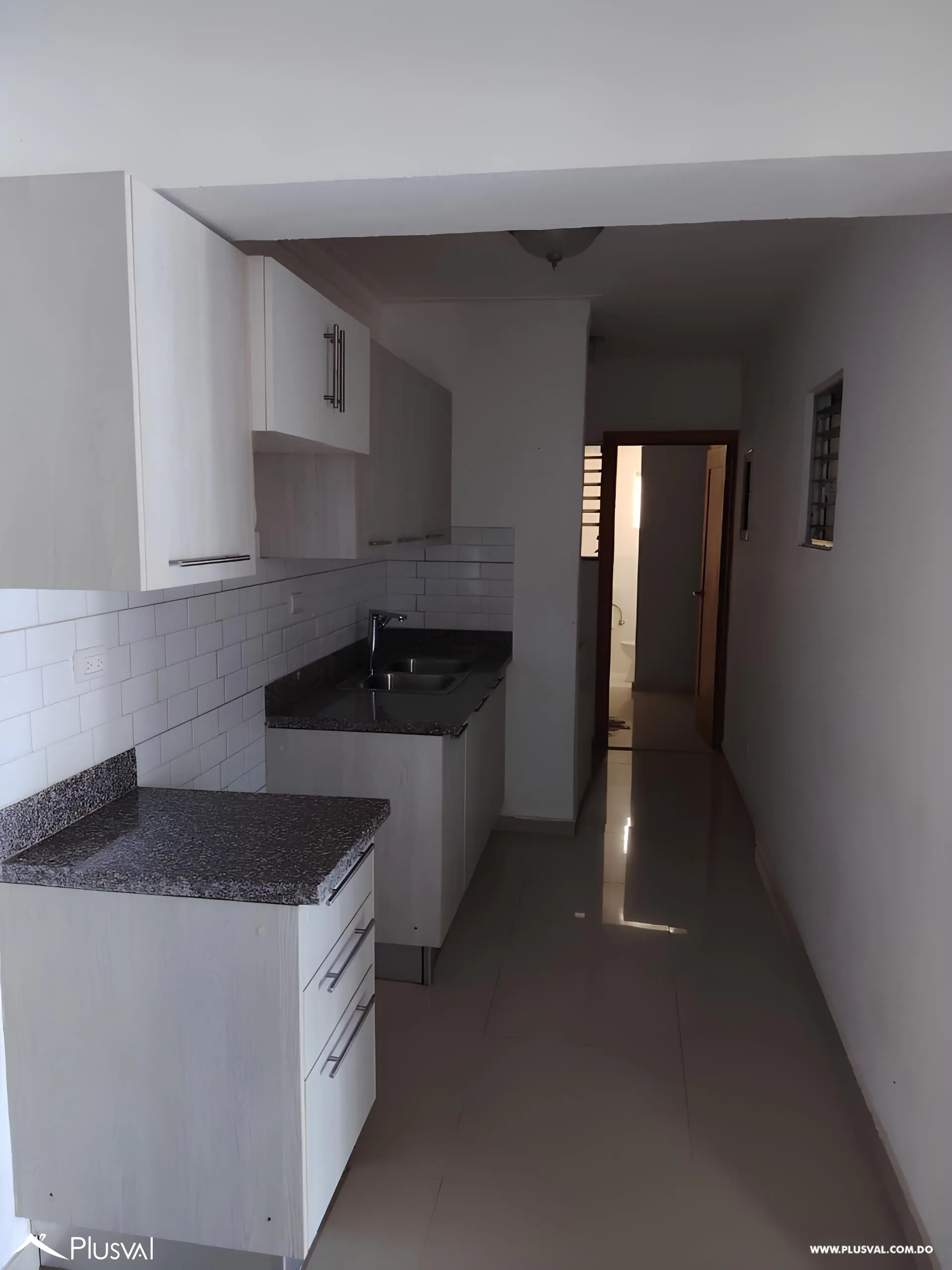Apartamento en Alquiler   de  3 habitaciones en Viejo Arroyo Hondo 480632