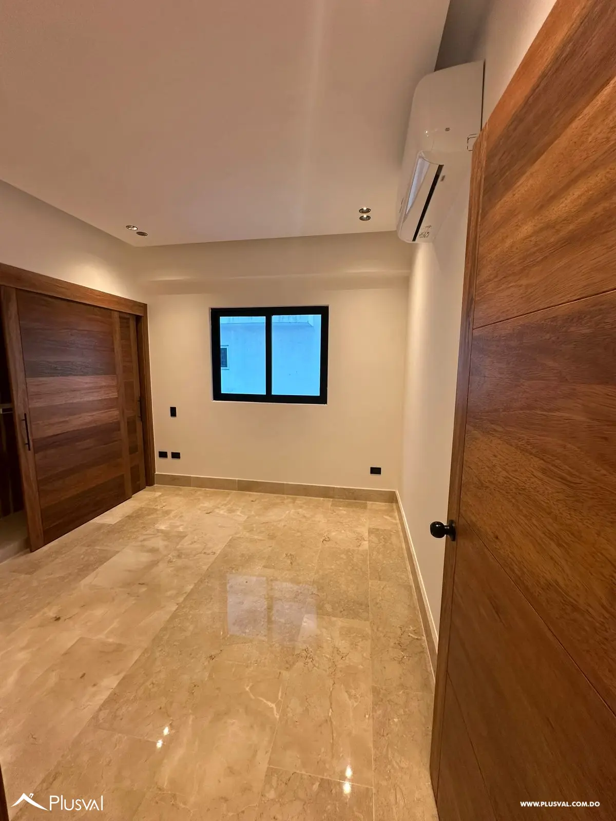 Alquiler Apartamento 1 hab.Piso alto -Serralles 528966