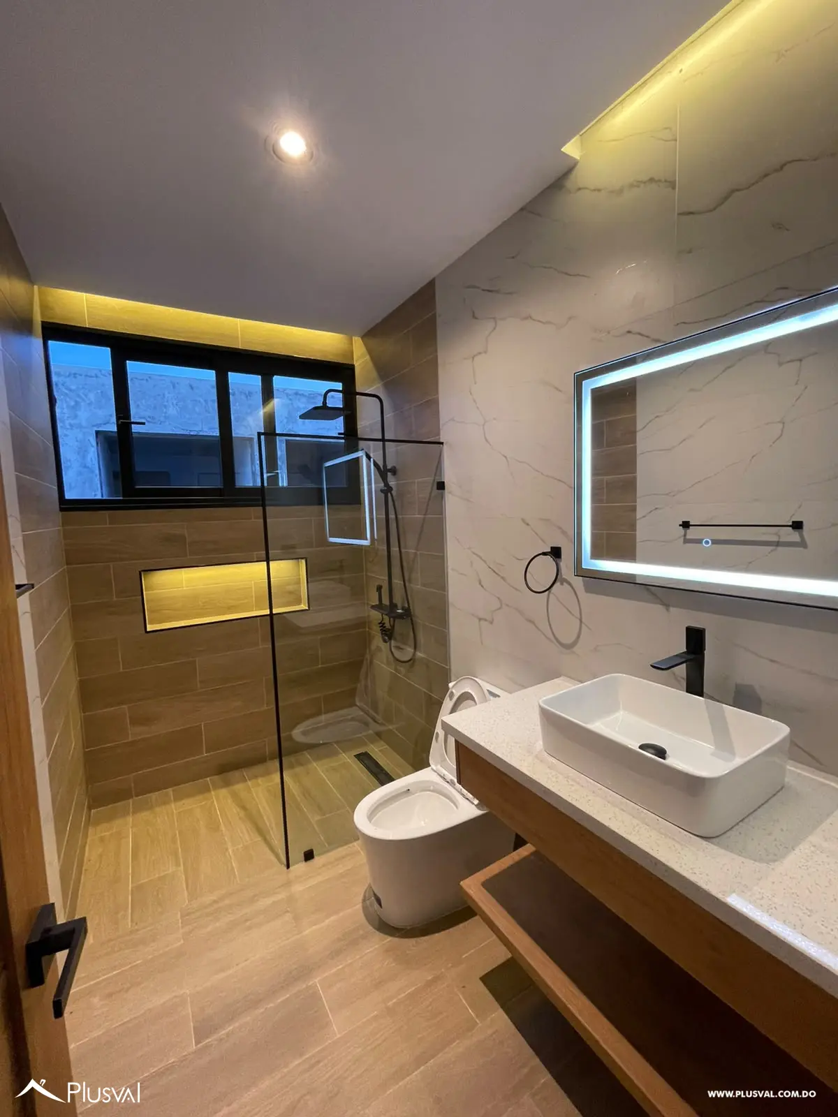 Villa moderna con Piscina Privada , terraza techada y jardín tropical 522009