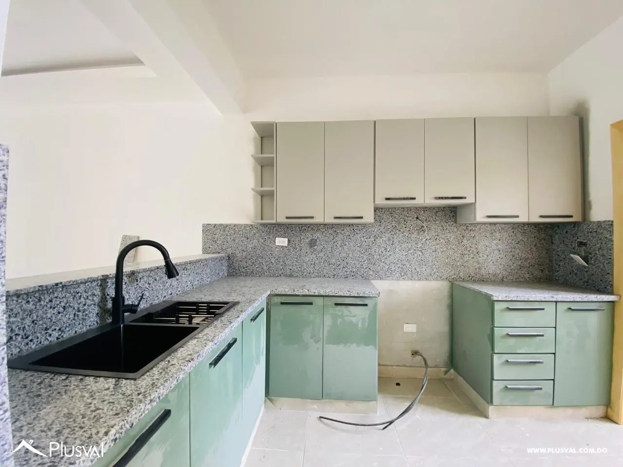 Casa Moderna en Residencial Cerrado de la Avenida Ecológica 513417