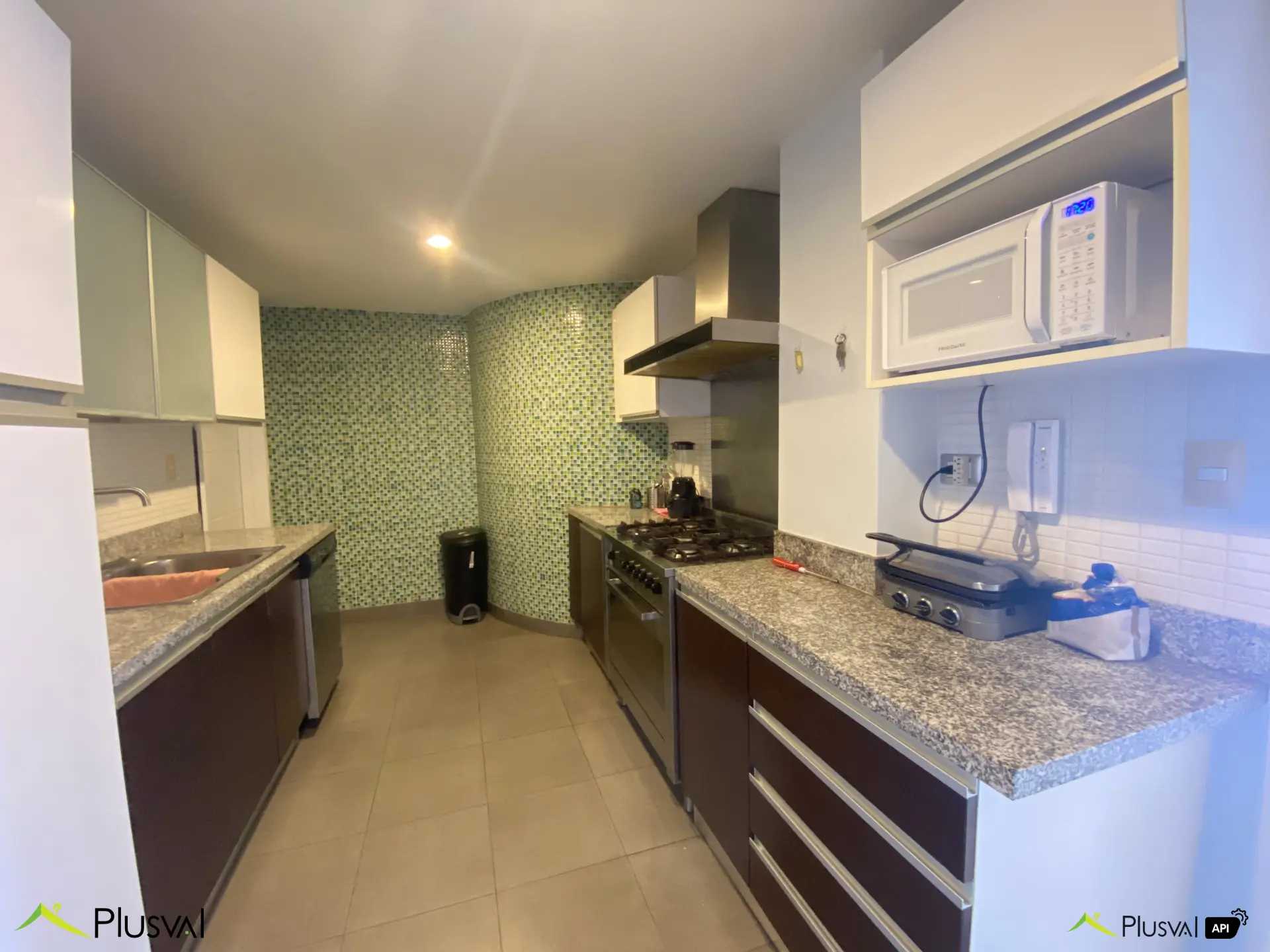 Apartamento en alquiler Totalmente Amueblado en Evaristo Morales 445330