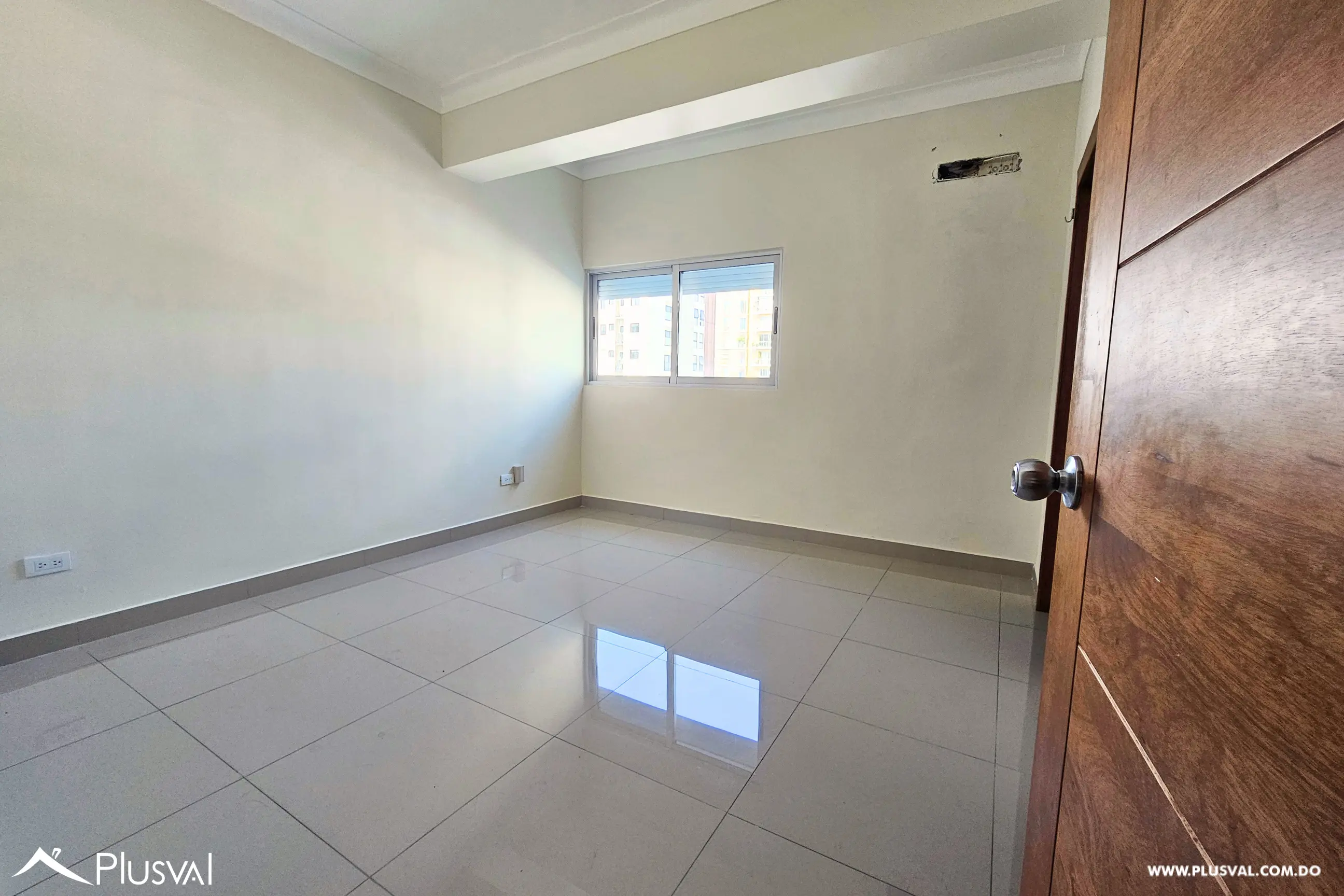 Apartamento en alquiler en Evaristo Morales 519724