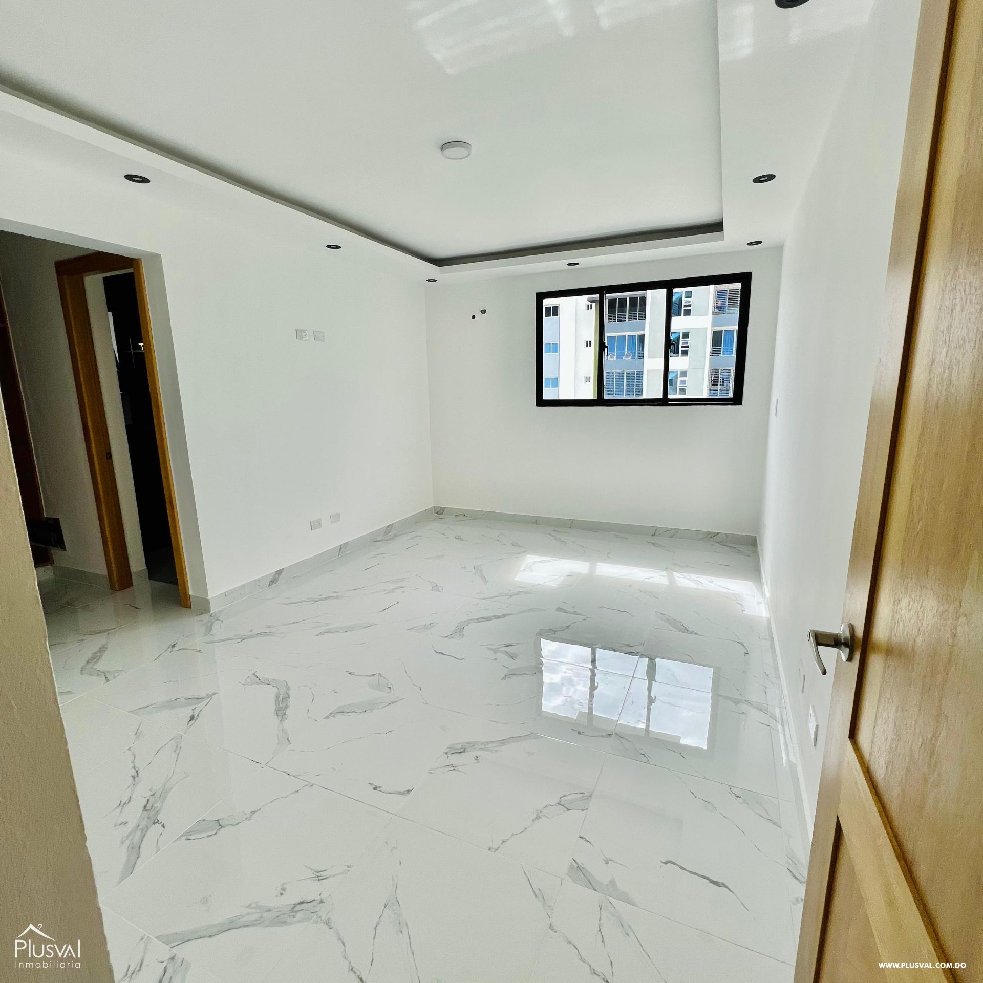 Hermoso apartamento terminado en la Urbanización Thomen 349982