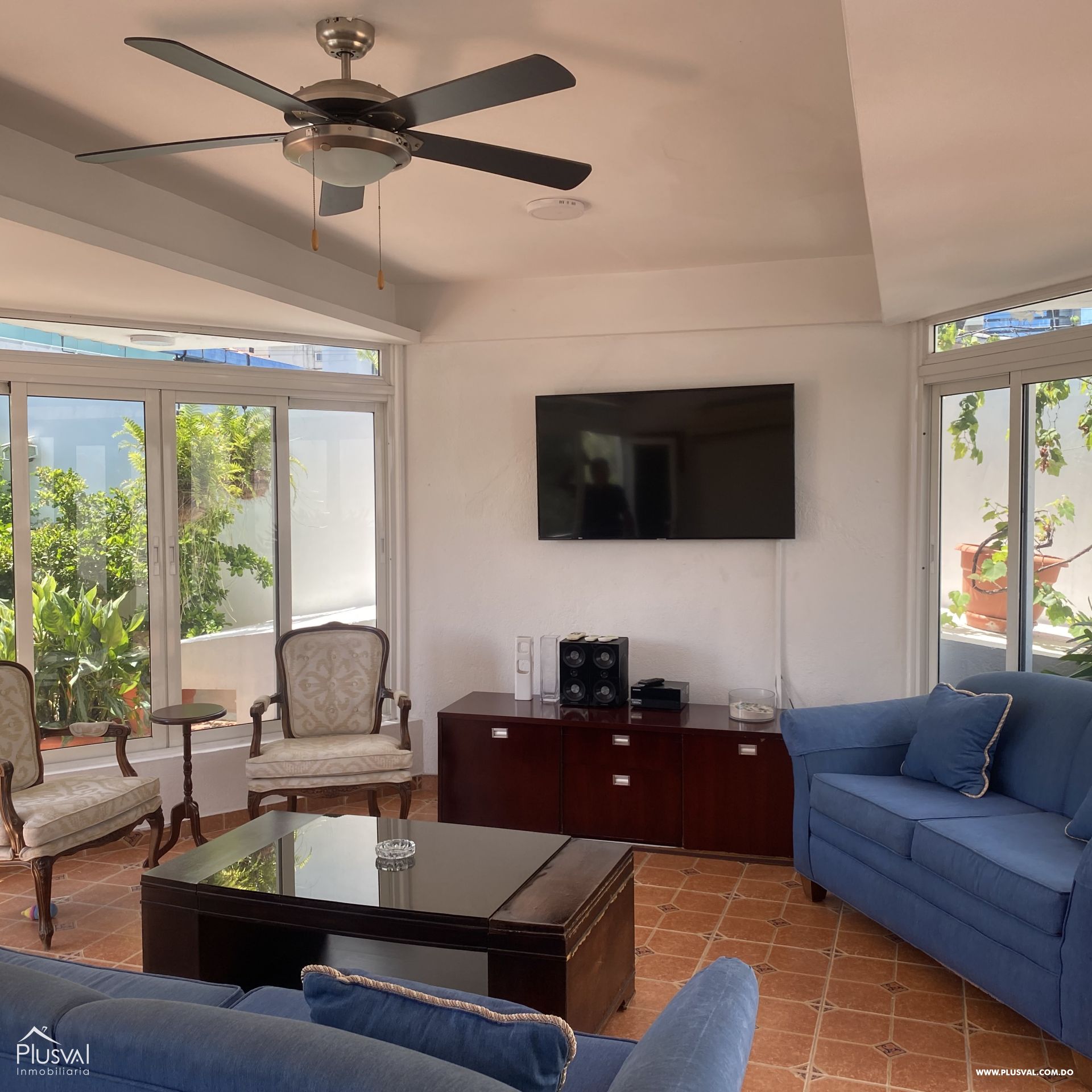 Amplio y fresco Apto clásico con Terraza Privada 366191