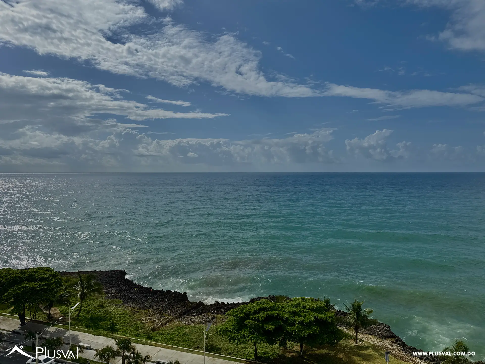 Apartamento amueblado piso 10 con espectacular vista al mar, jacuzzi privado, 4 balcones en Malecón Santo Domingo 506598