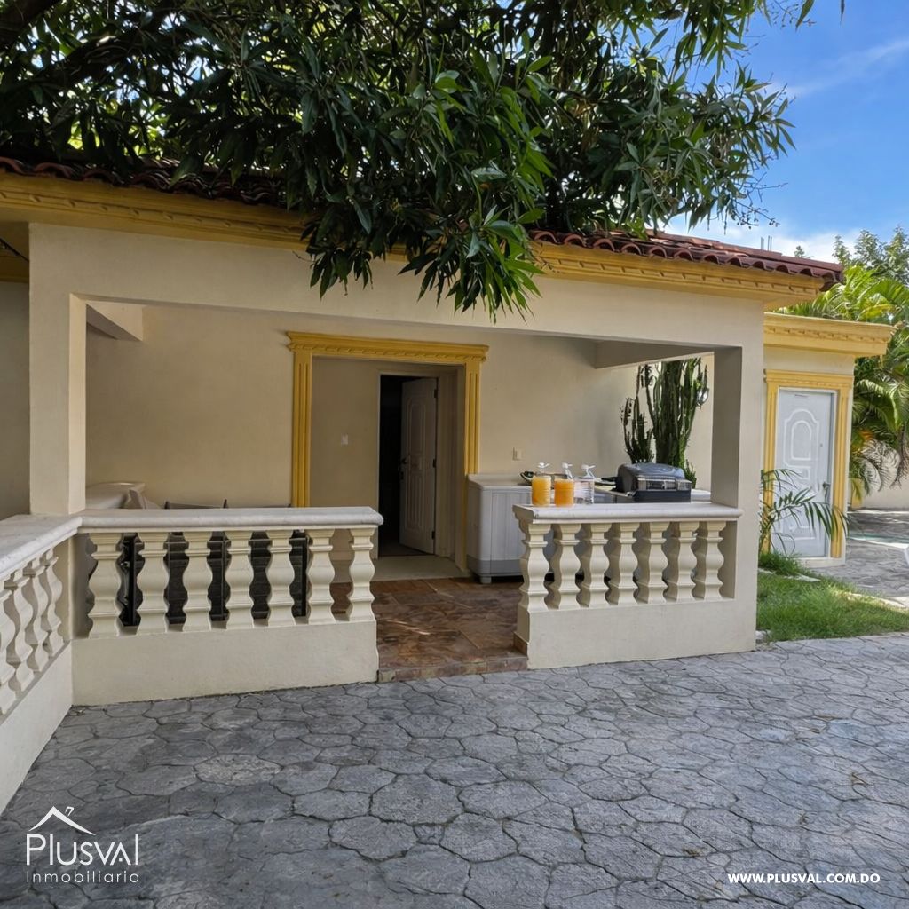 Casa de amplia con Piscina a 3 Minutos del Próximo City Center 498909