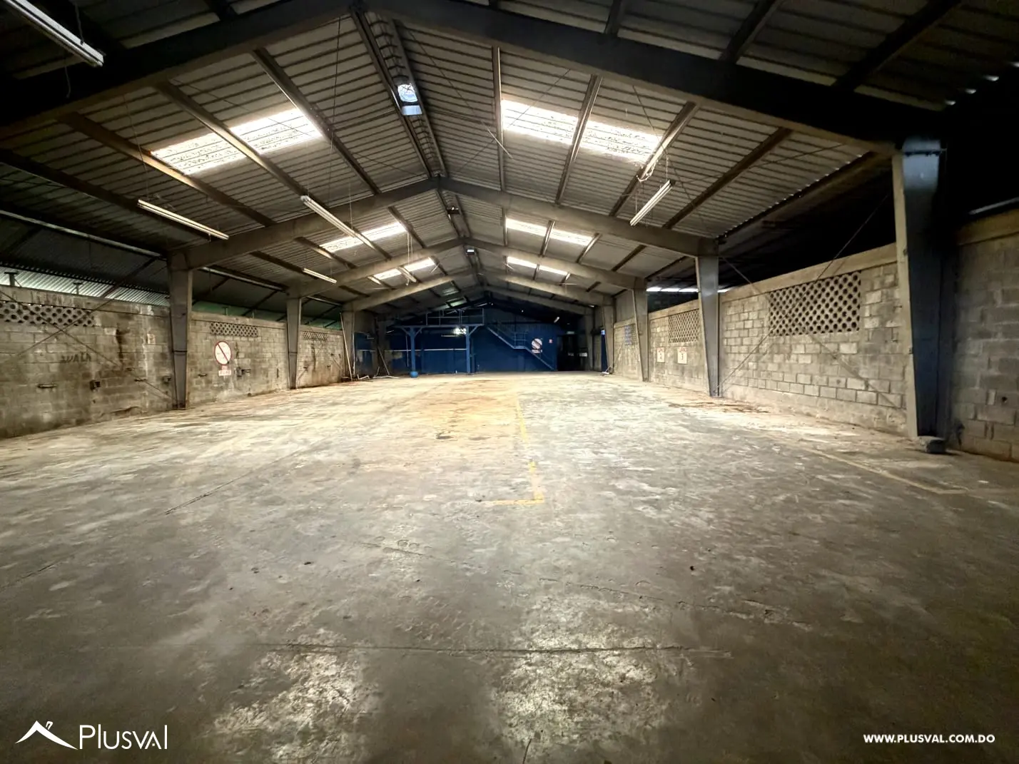 Alquiler Nave Industrial - Madre Vieja Norte, San Cristobal 504130