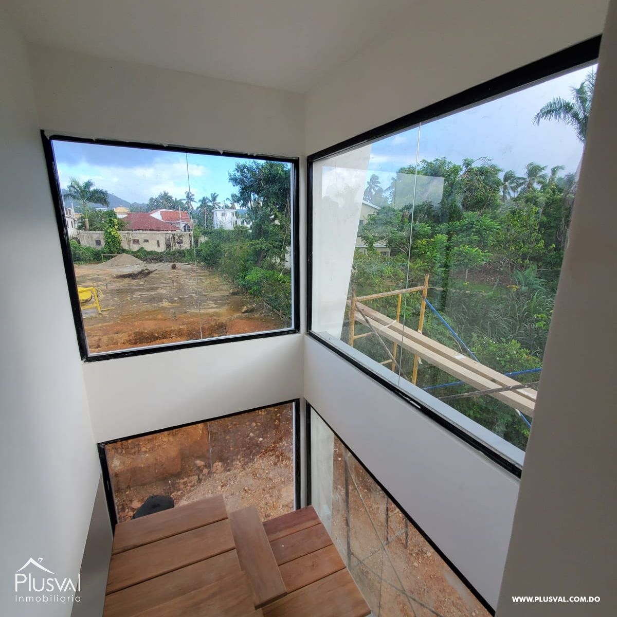 Villa de dos niveles a solo 4 minutos de playa bonita 255991