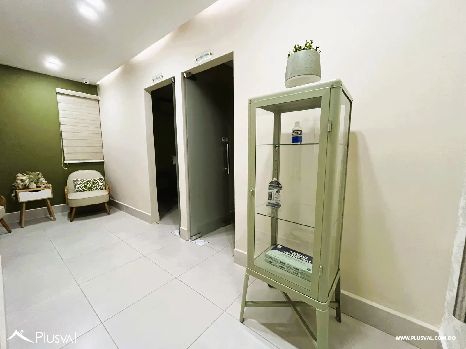 Local equipado para centro de estética en alquiler en Gazcue 467169