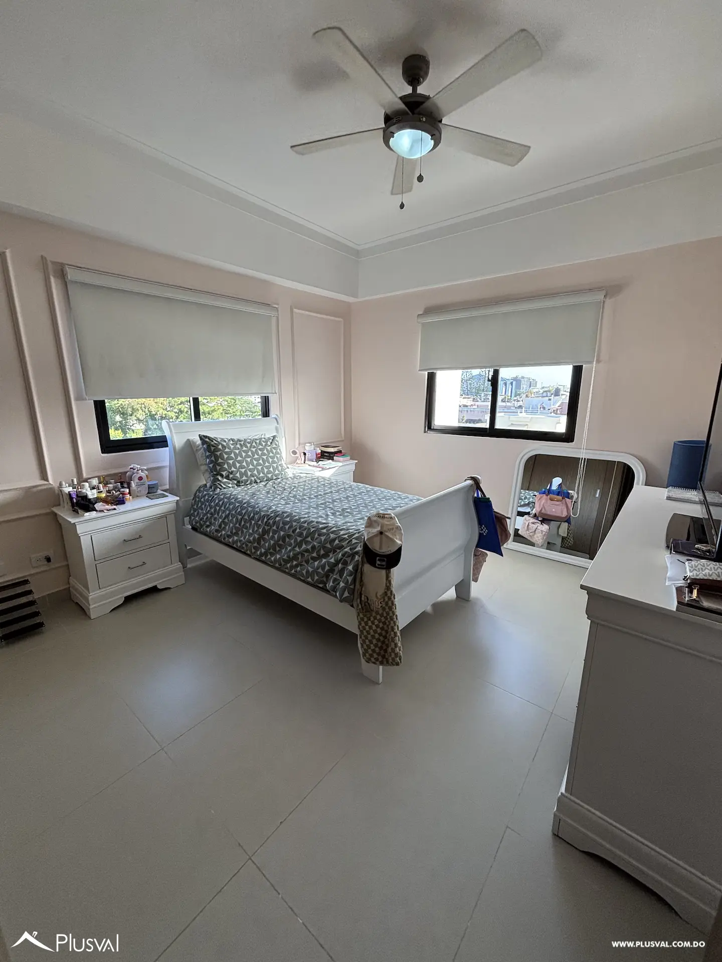 Apartamentos de 3 habitaciones  en el Millón 512483