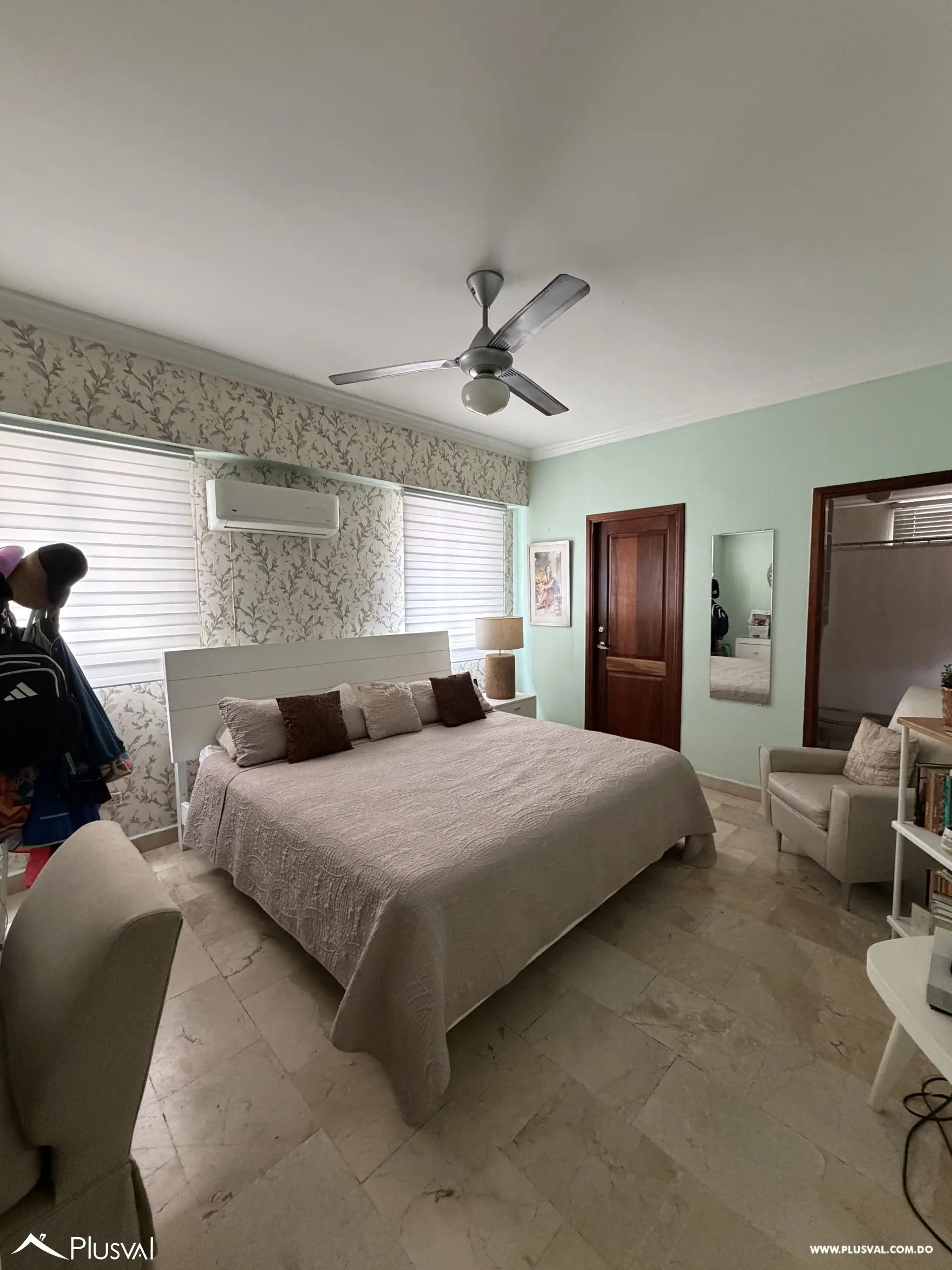 Amplio Apartamento en Venta en El exclusivo Sector de Naco. 518938