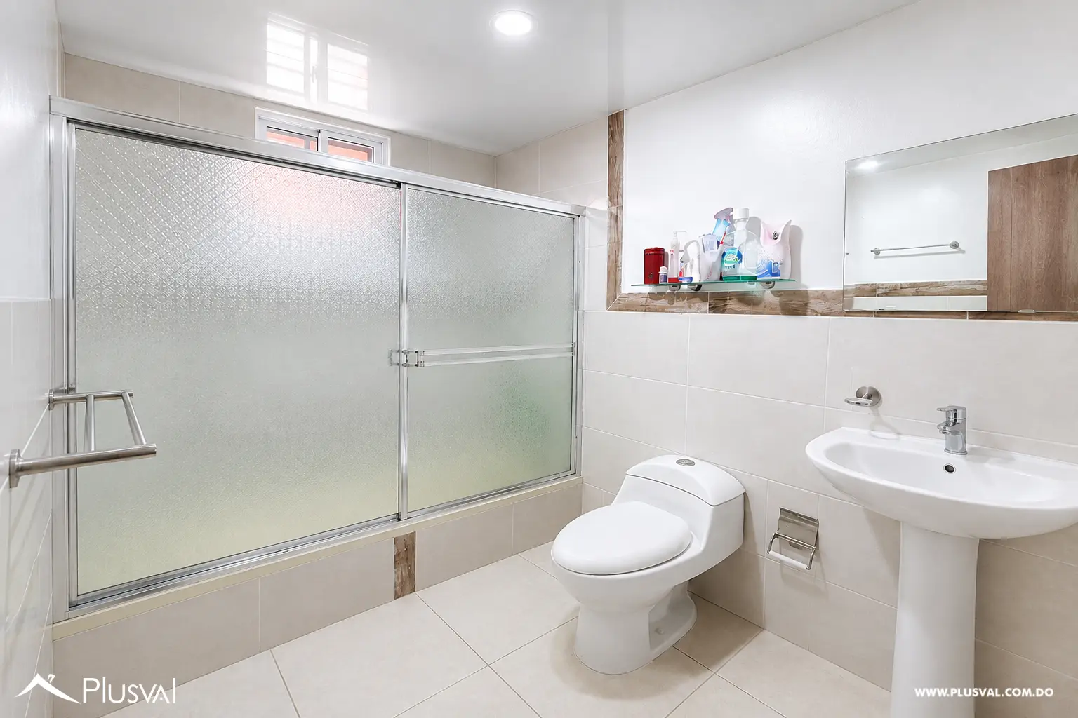 Apartamento en Venta en Av. San Isidro | 3 Habitaciones 524088