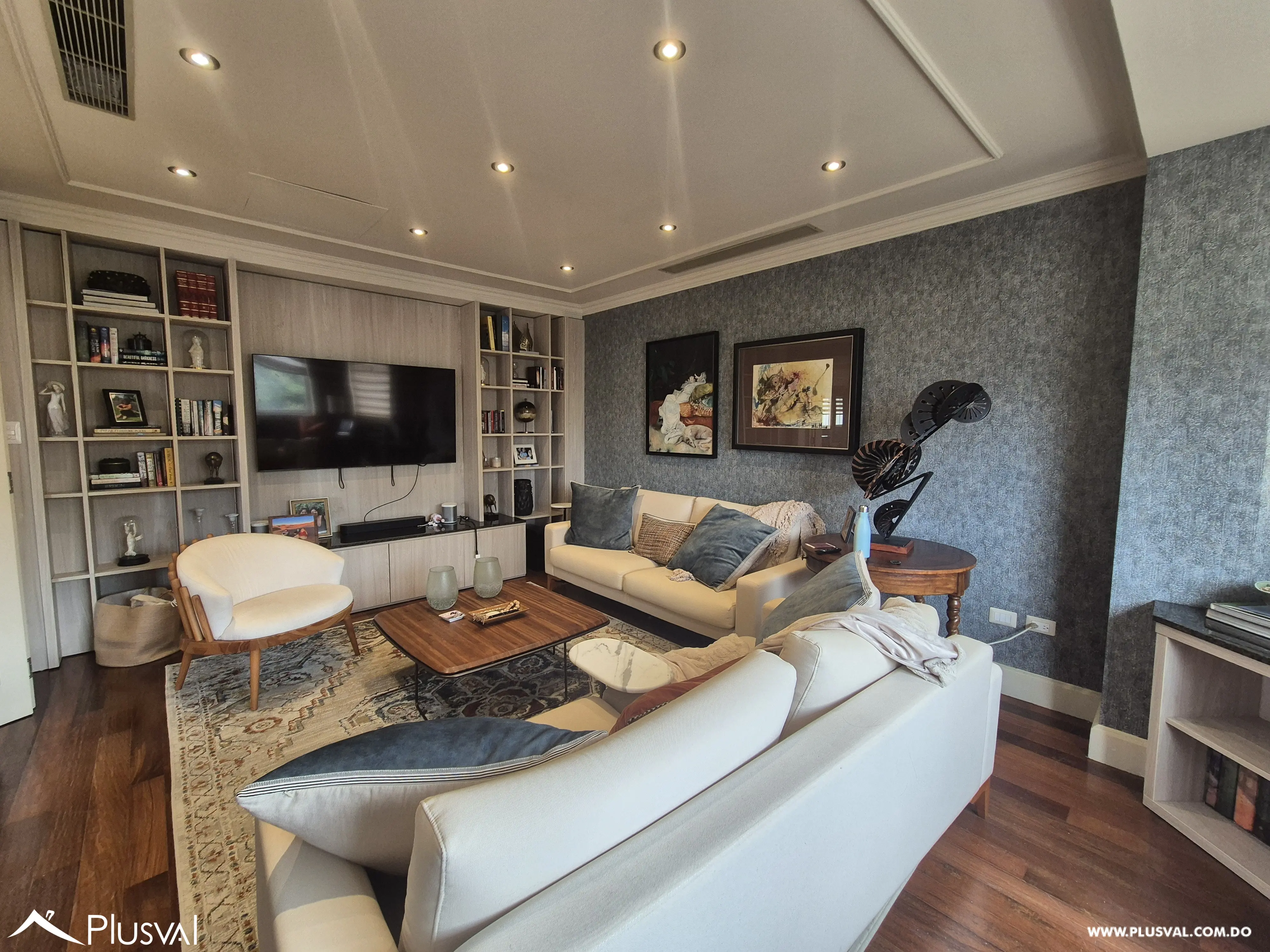 Apartamento uno por piso en venta en Serralles en piso alto 456281