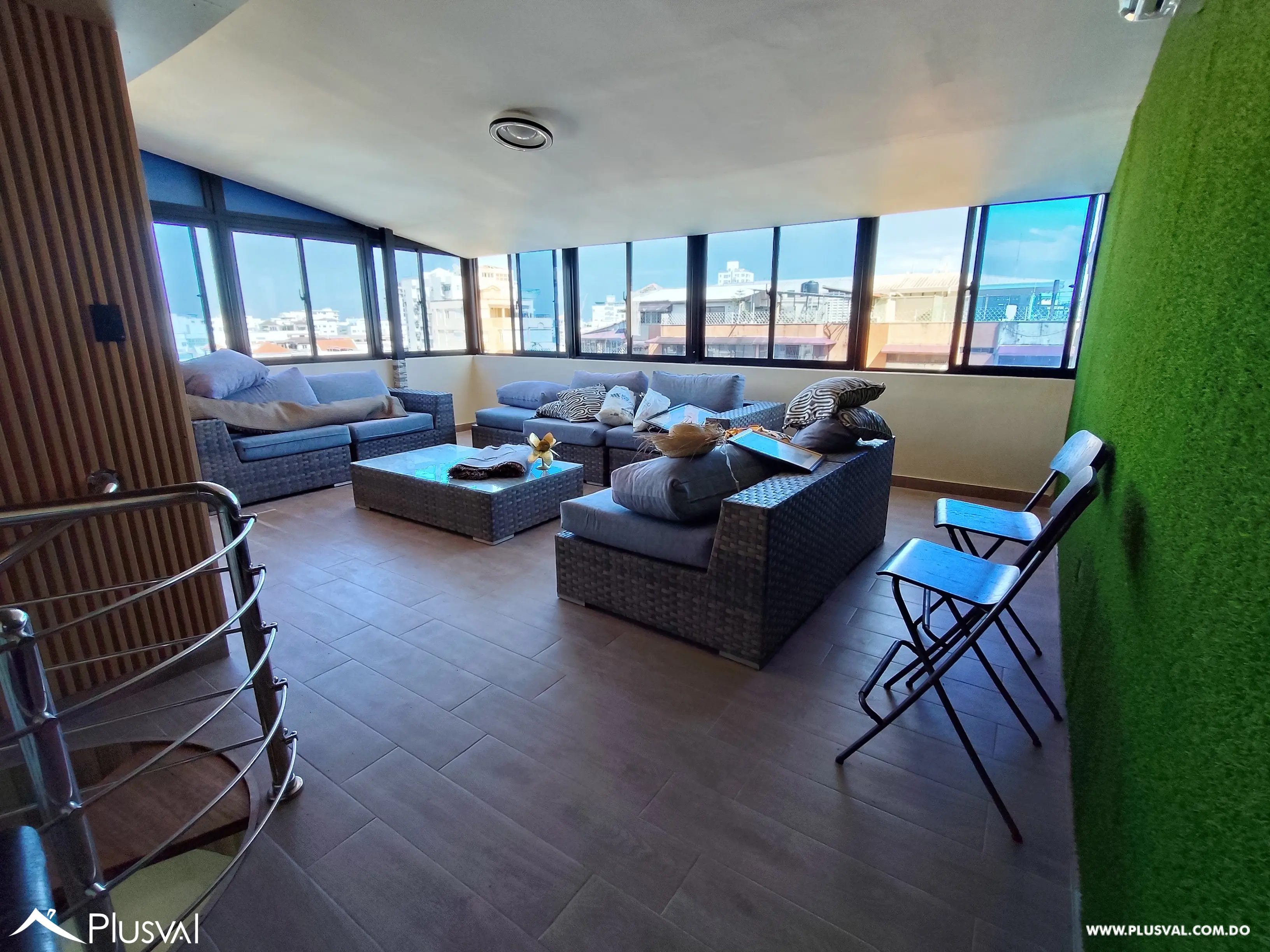 Apartamento de 2 habitaciones en Venta en Naco  con 1 Terraza de 70 metros. 521256