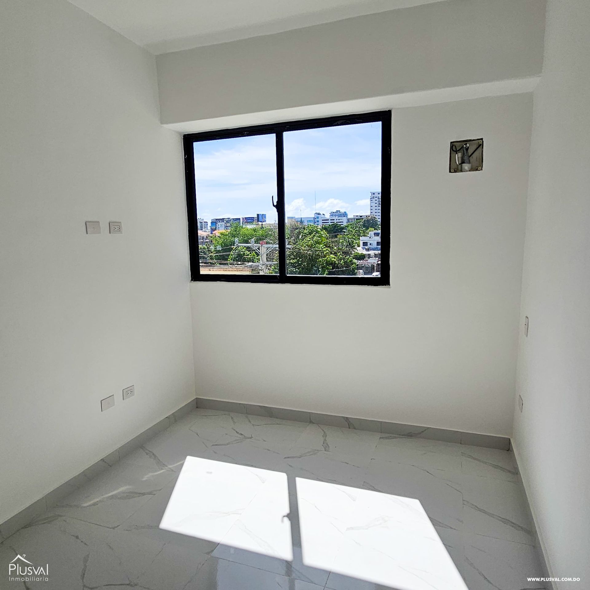 Apartamento en alquiler en estrategica ubicación en Naco 389669