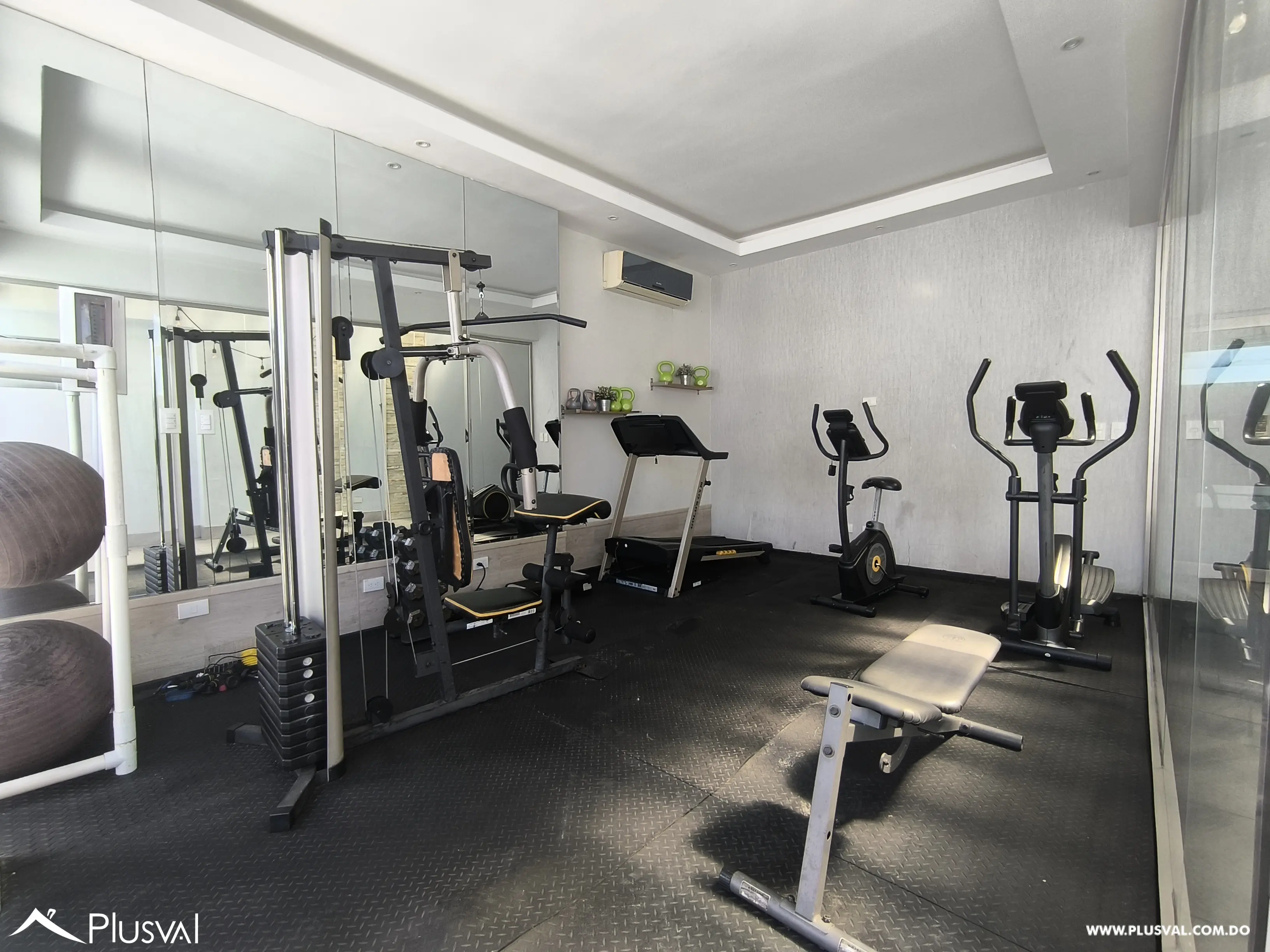 Apartamento en Alquiler, El Millón con Planta Full y Parqueos Paralelos 469211