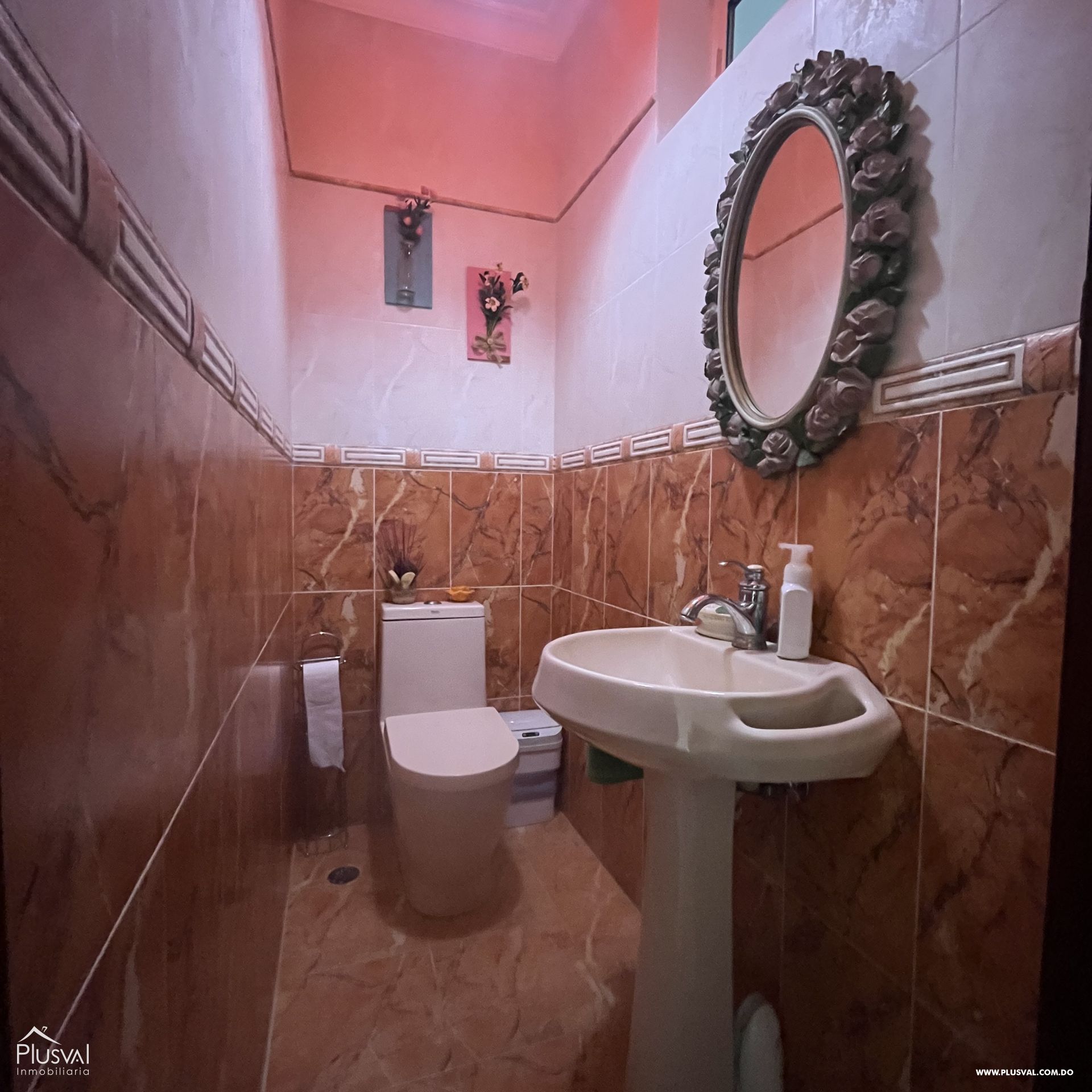 Casa en venta con Piscina en Altos de AH III 351913